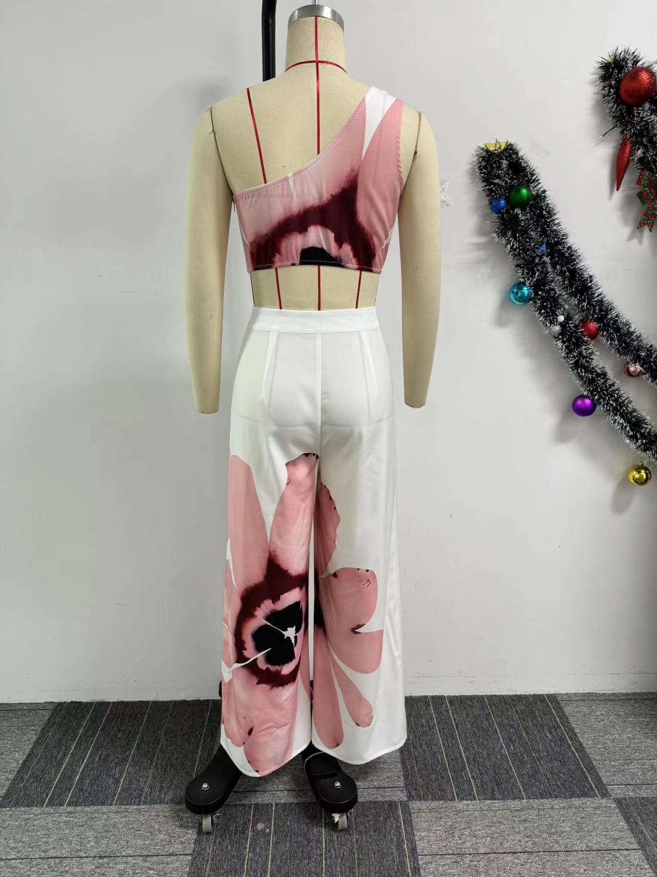 Printed One-Shoulder Top Slim Wide-Leg Pants Two-Piece Set 10