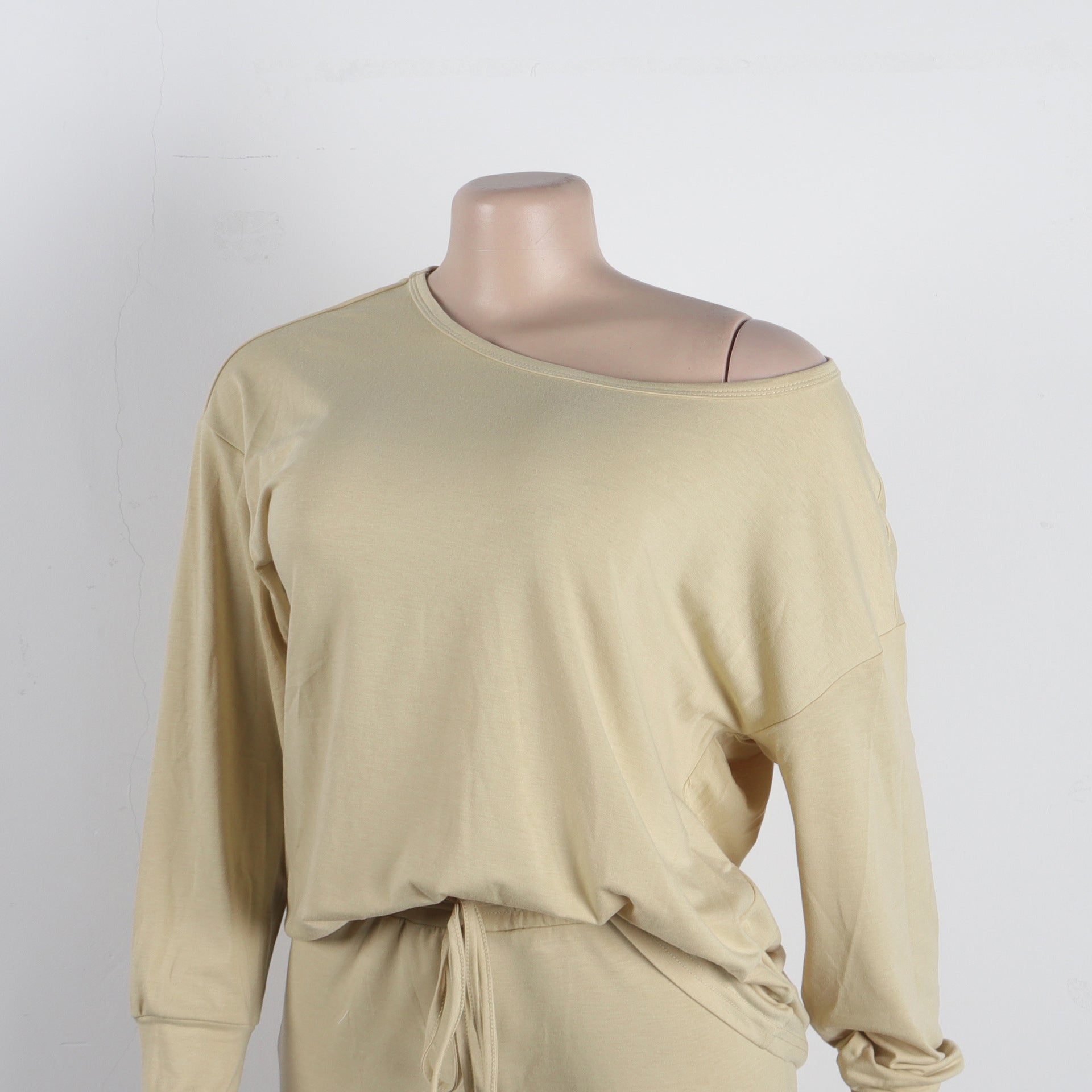 Women Solid Casual Slash Shoulder Top and Pant Two-piece Set 30