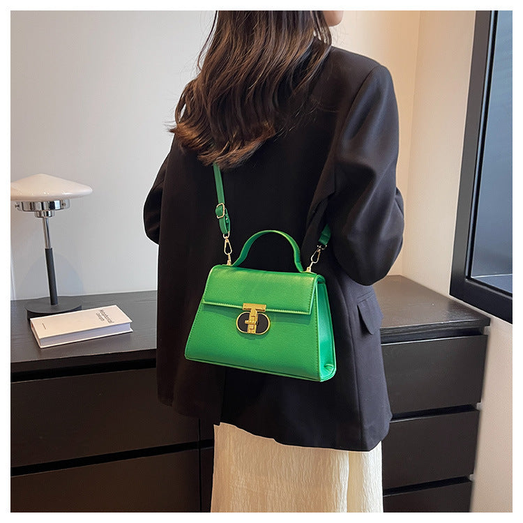 women's lock shoulder Messenger bag solid color small bag 19