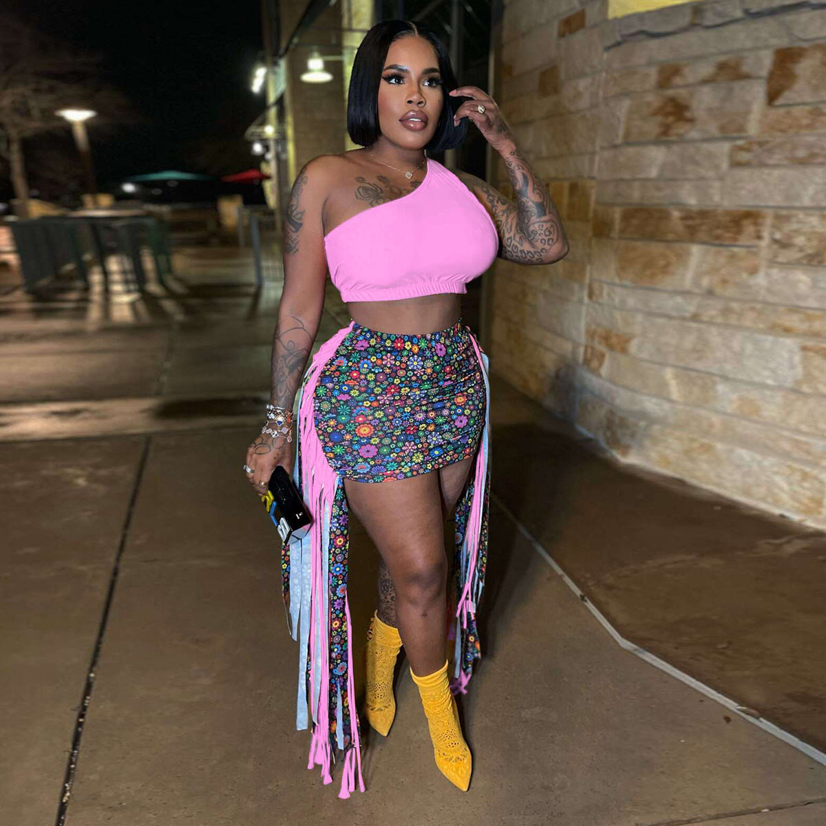 Sexy Fringed Slim Skirt Slanted One-Shoulder Tank Top Two-Piece Set 4