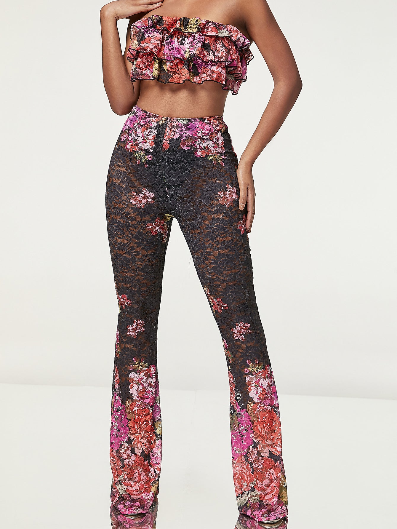 Women printed Strapless Top and See-Through Lace Bell Bottom Pants two-piece set 4
