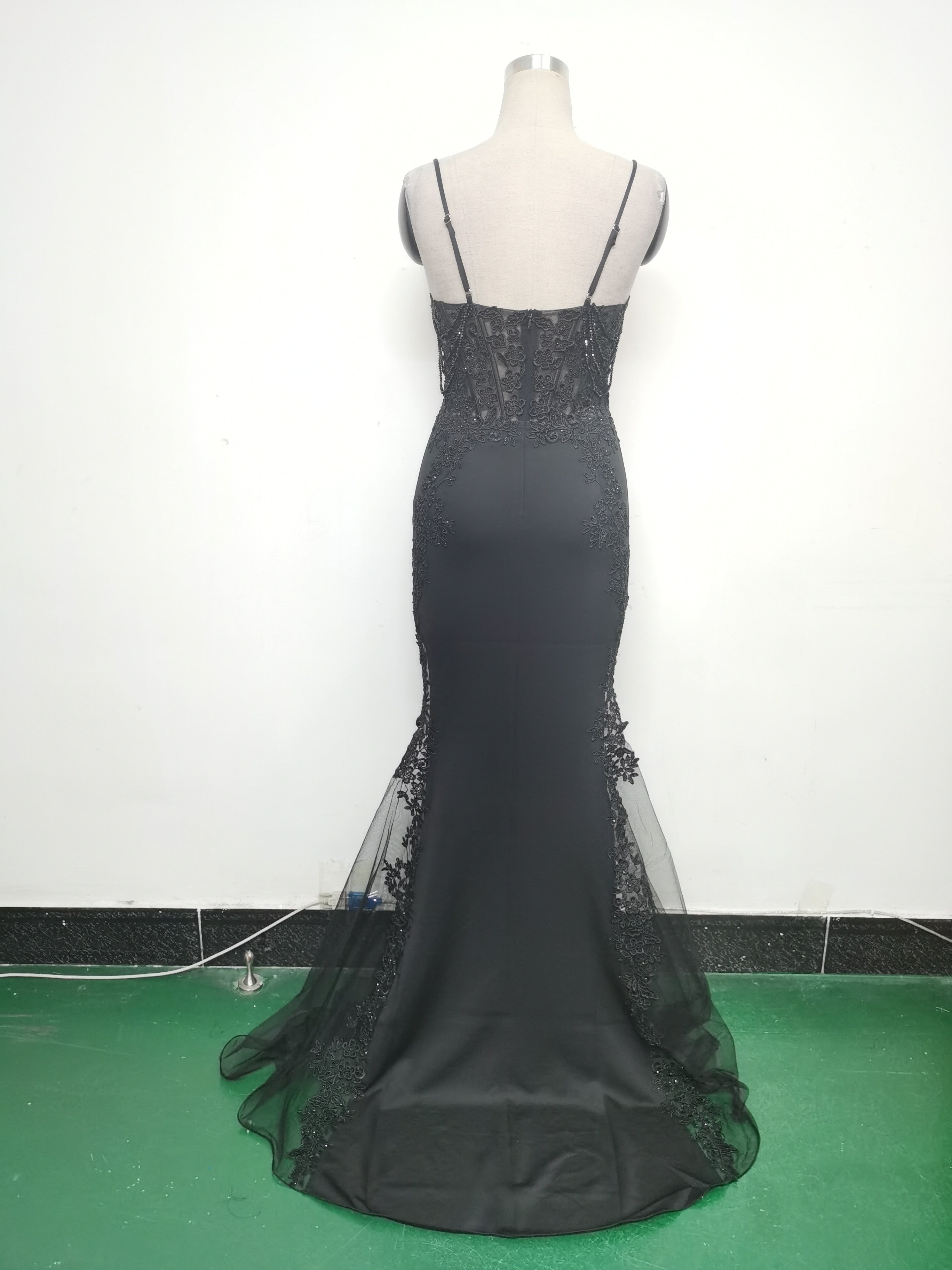 Sexy Strap Rhinestone Chain Fishbone Lace Evening Dress 38