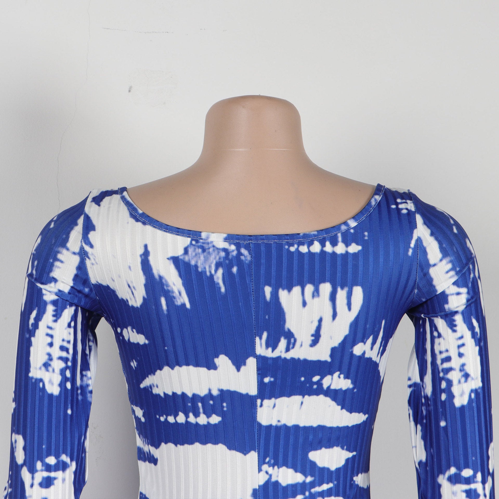 Sexy Printed Back Slit Tight Fitting Bodycon Dress 33