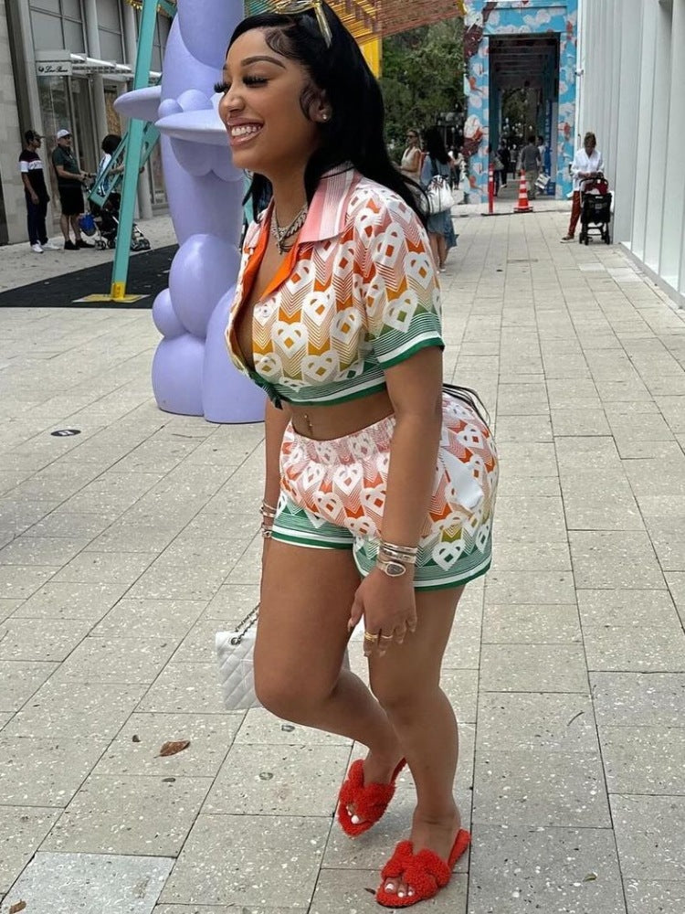 Fashion Fashion Printed Turndown Collar Short Sleeve Top Shorts Two Piece Set 3