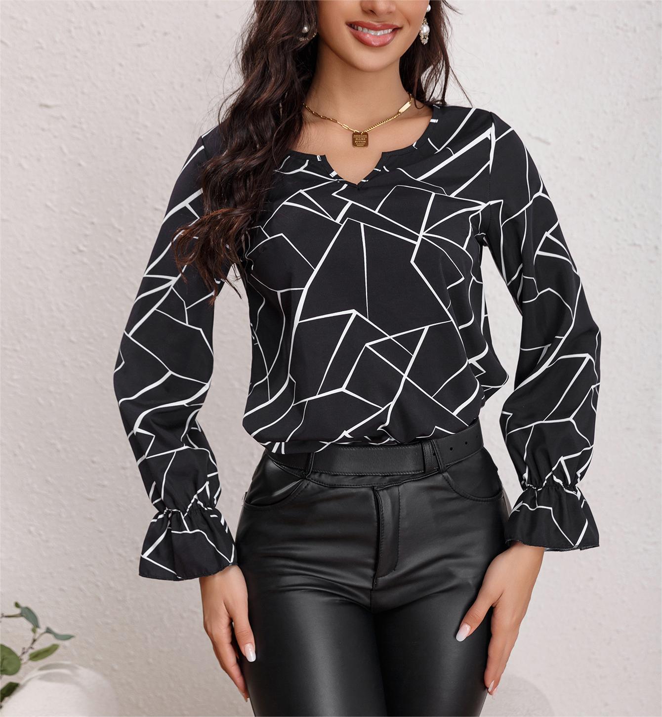 Women woven elegant print v-neck Top 3