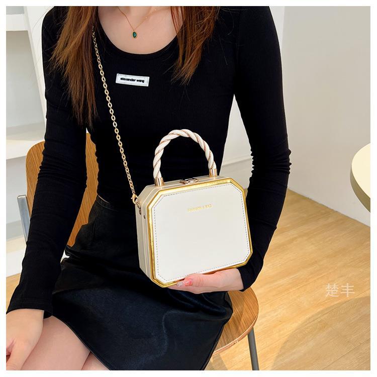 Small Bag Women's Fashion Chain Bag Hard Shell Handbag Shoulder Crossbody Box Bag 35