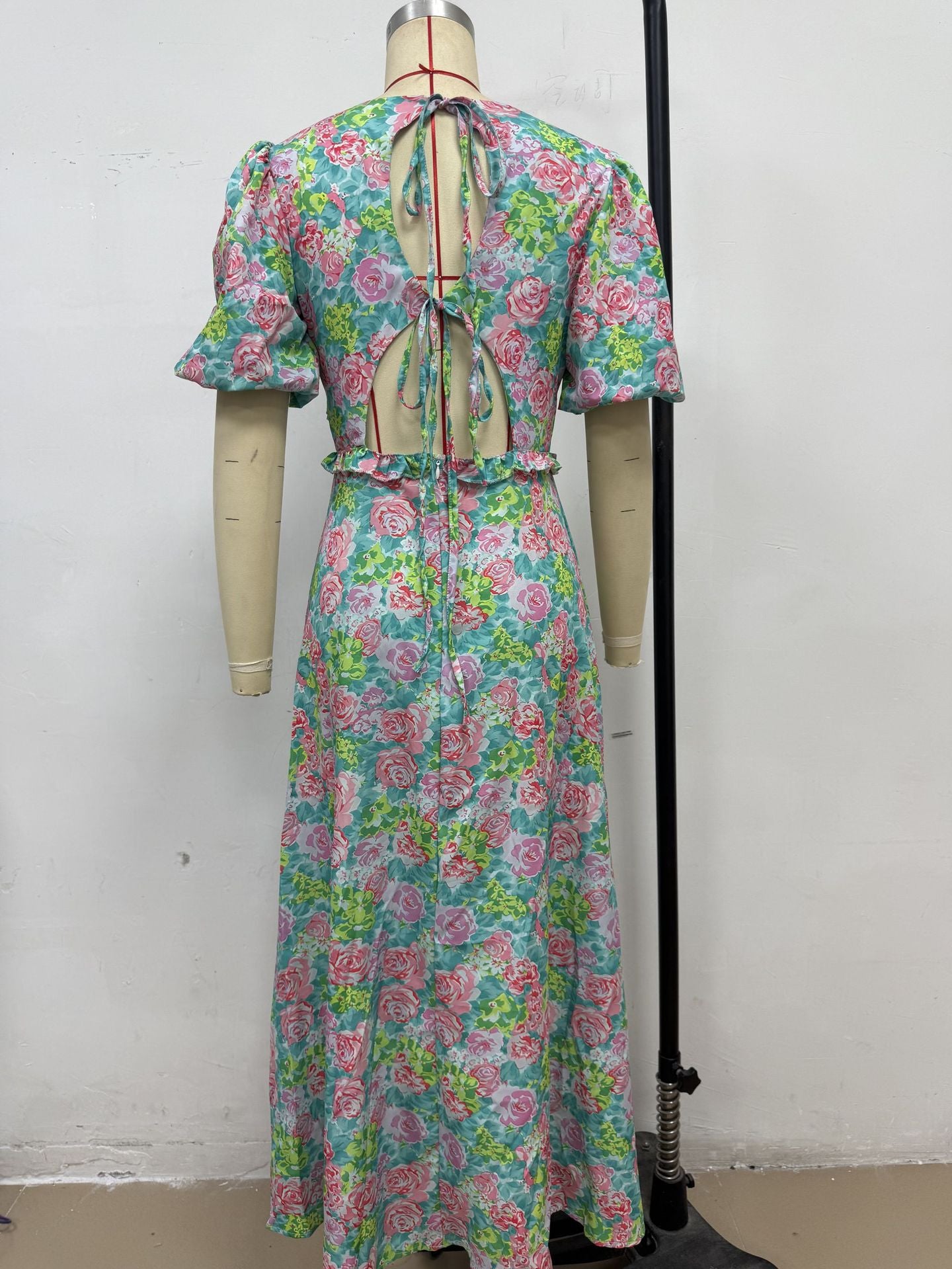 Summer Puff Sleeve V-Neck Print Dress 9