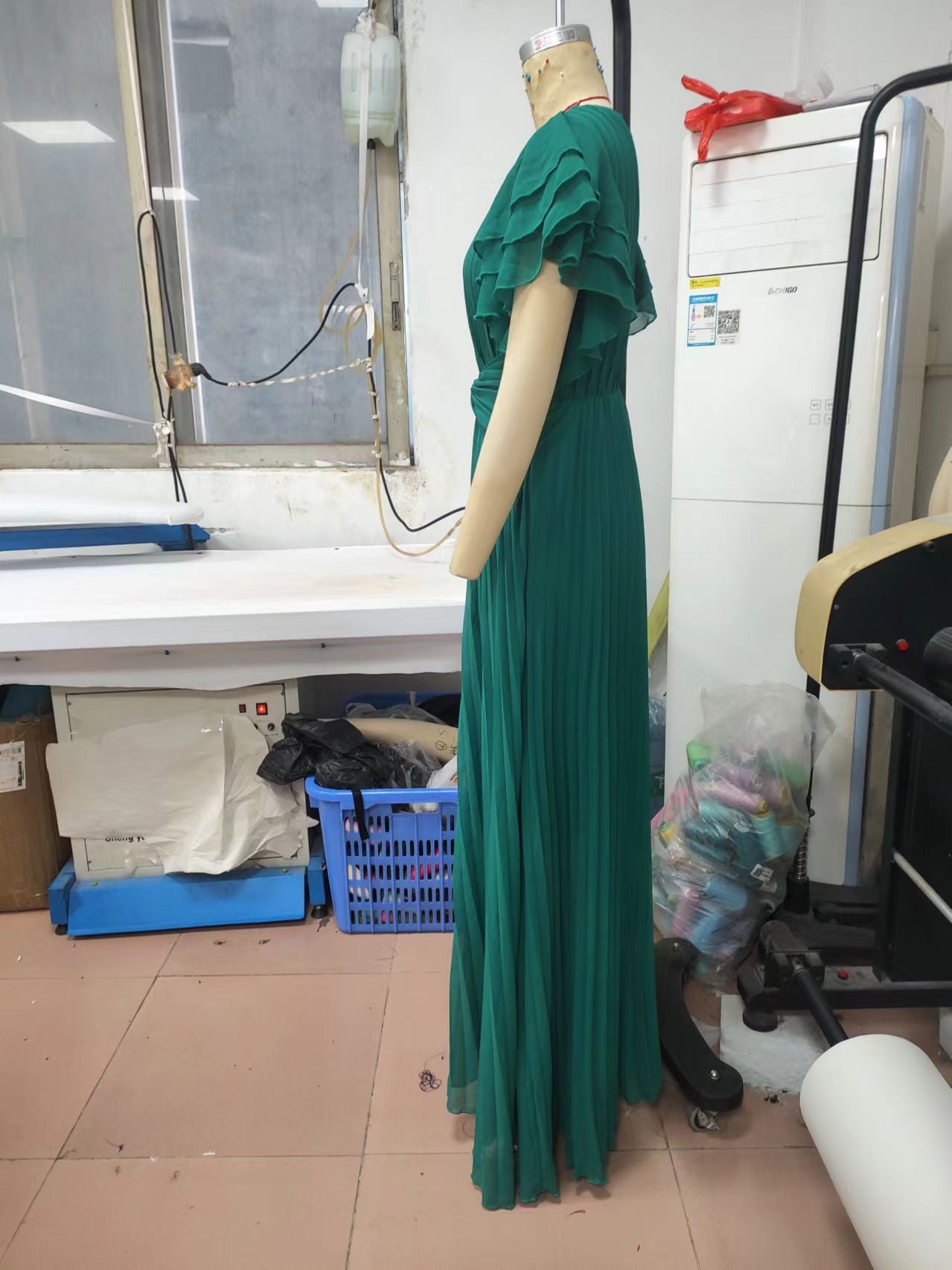 Women Solid Elegant Round Neck Maxi Dress 10