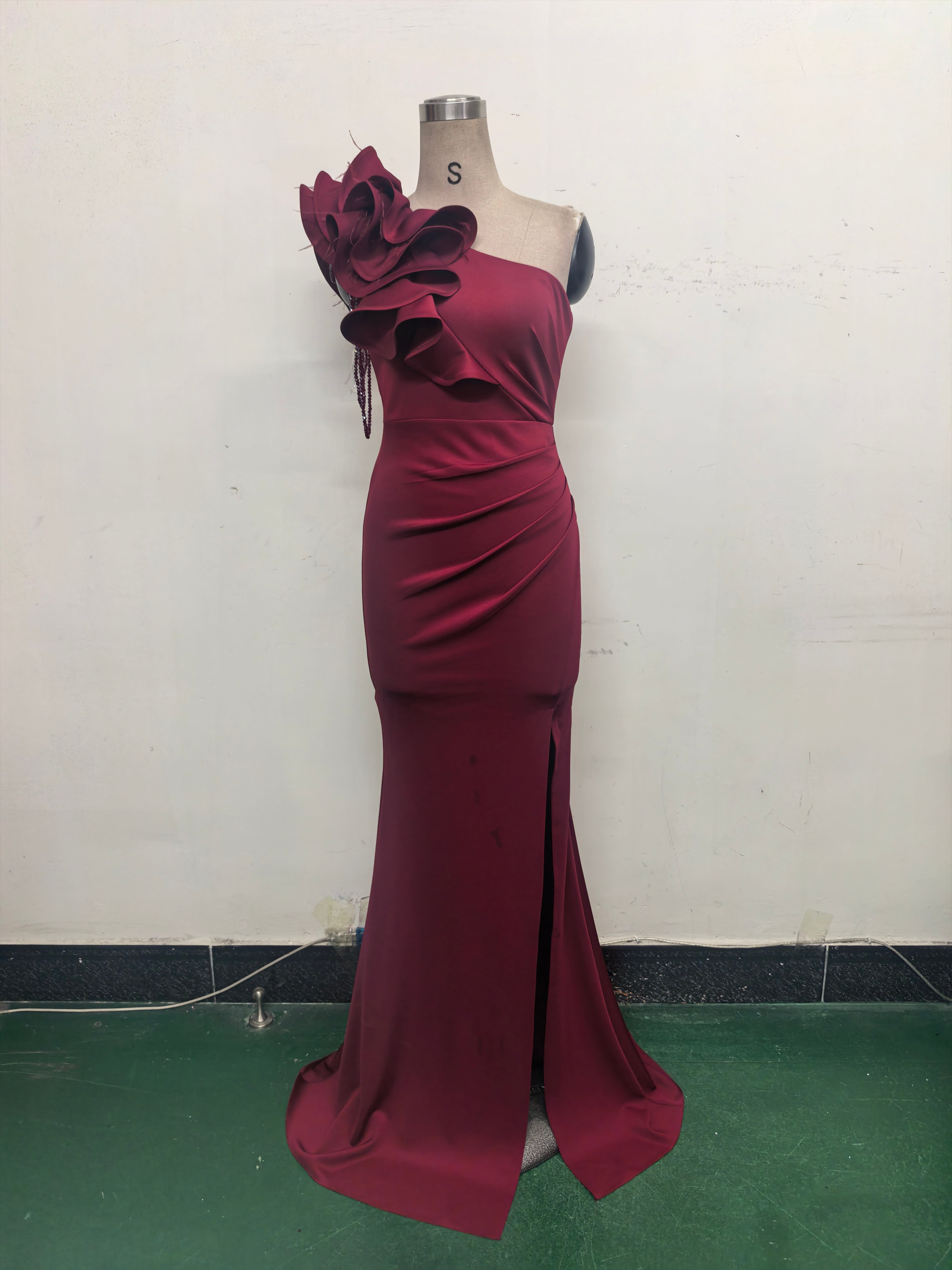 Women One-Shoulder Beaded Wool and Floral Satin Slit Sexy Evening Dress 42