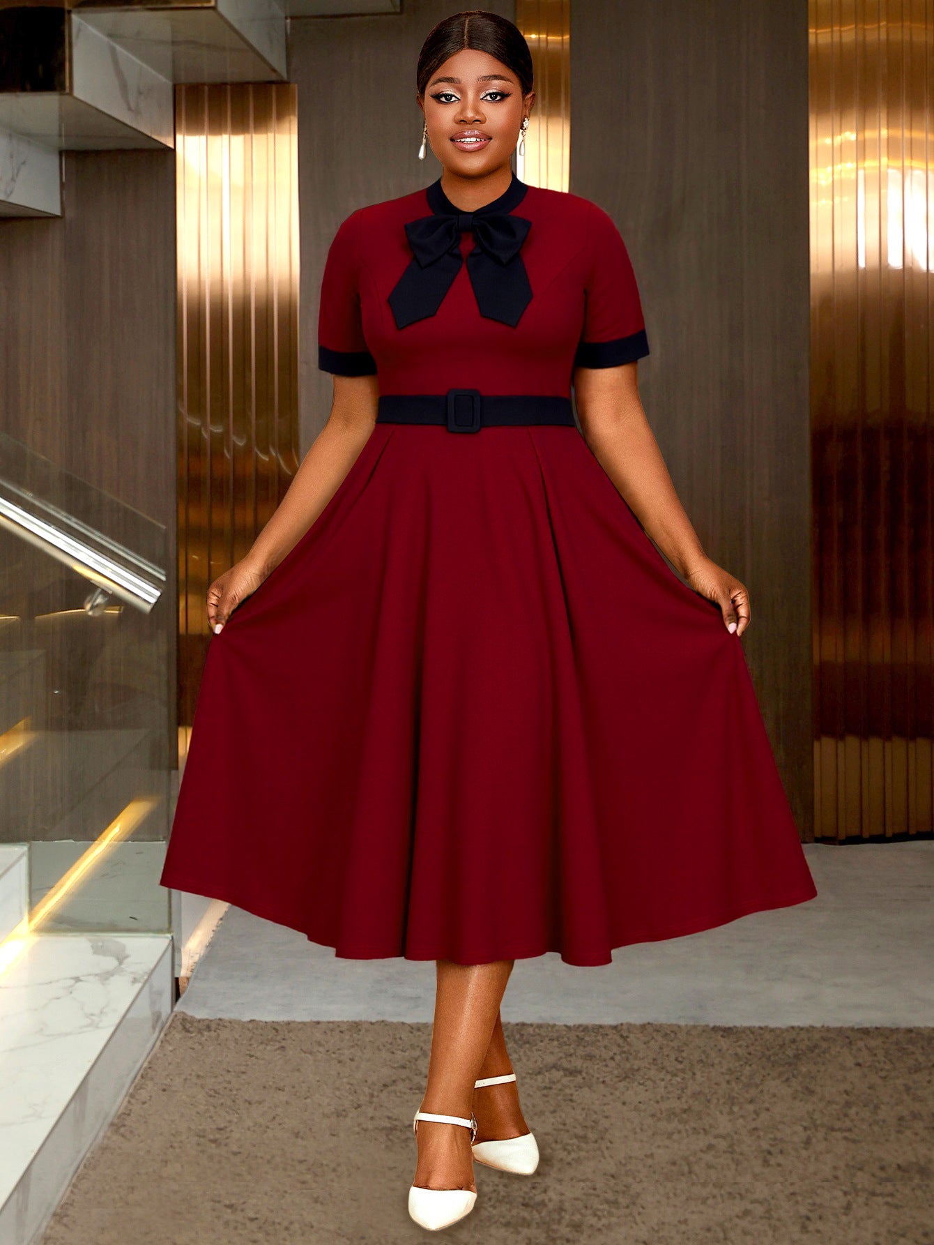 Plus-Size Women Burgundy Lace-Up Bow Short-Sleeve Contrast Color Dress 4