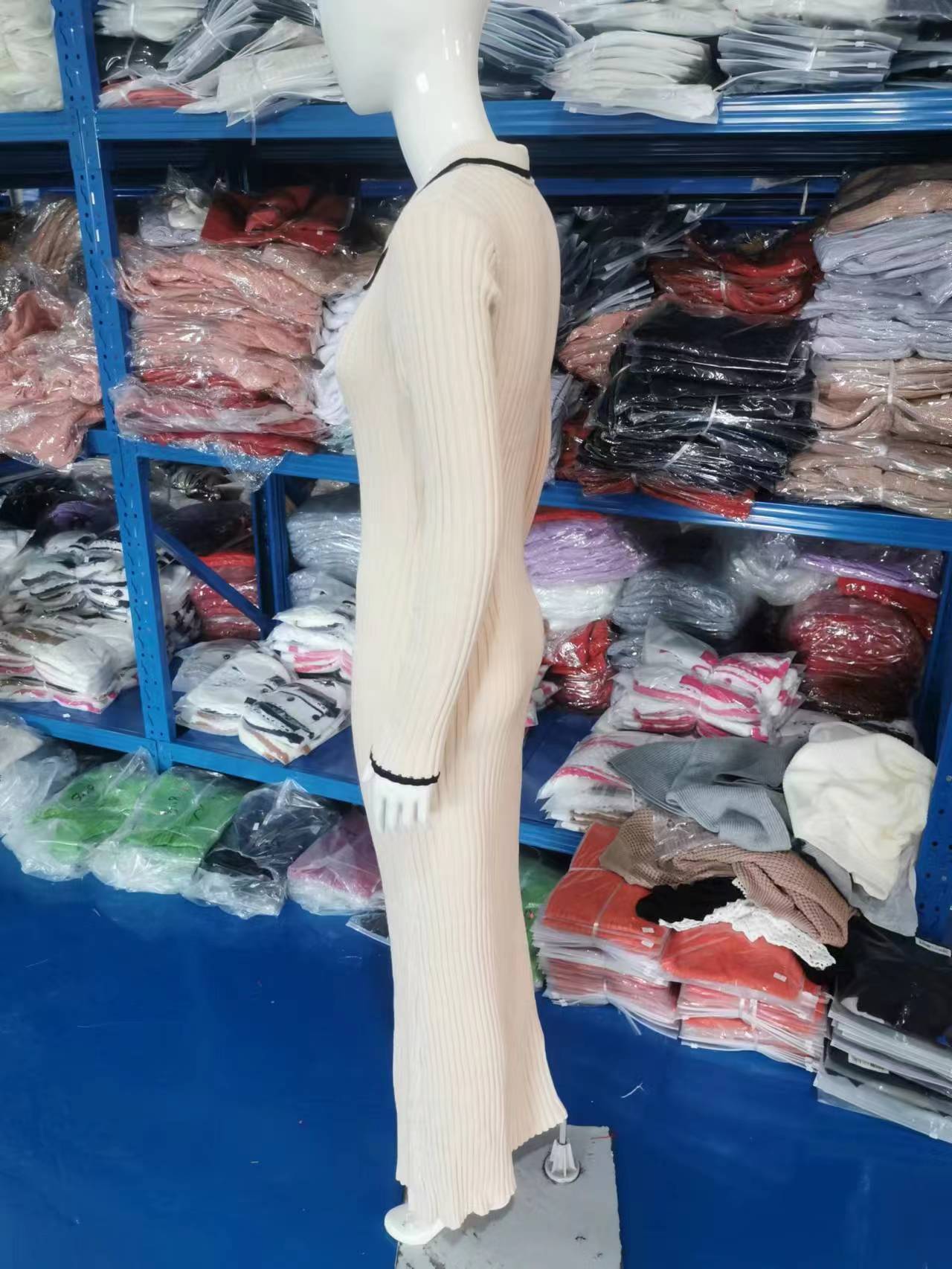 Fashion Turndown Collar Slim Fit Long Sleeve Knitting Dress 10