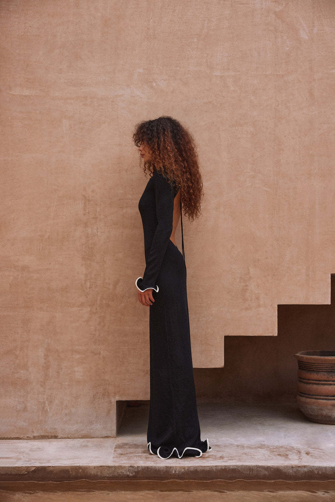 Sexy Low Back Bell Bottom Sleeve Ruffle Knitting Long Dress For Women 3