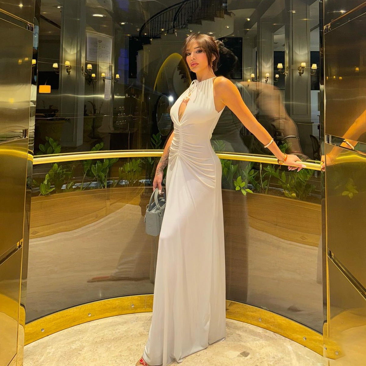 Women solid sexy sleeveless Halter Neck lace pleated dress 7