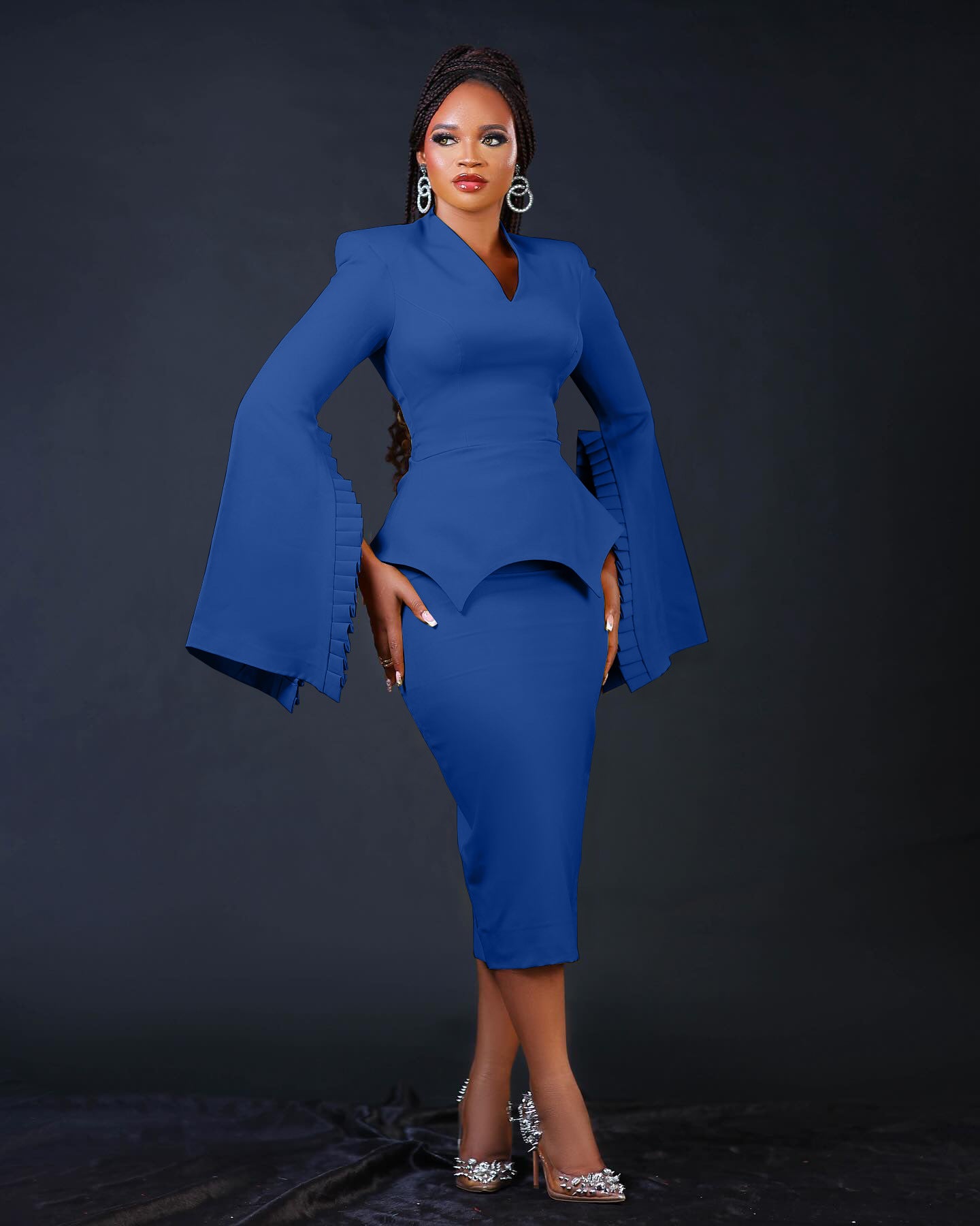 Women Solid Pleated Swing Sleeve V-Neck Dress 3