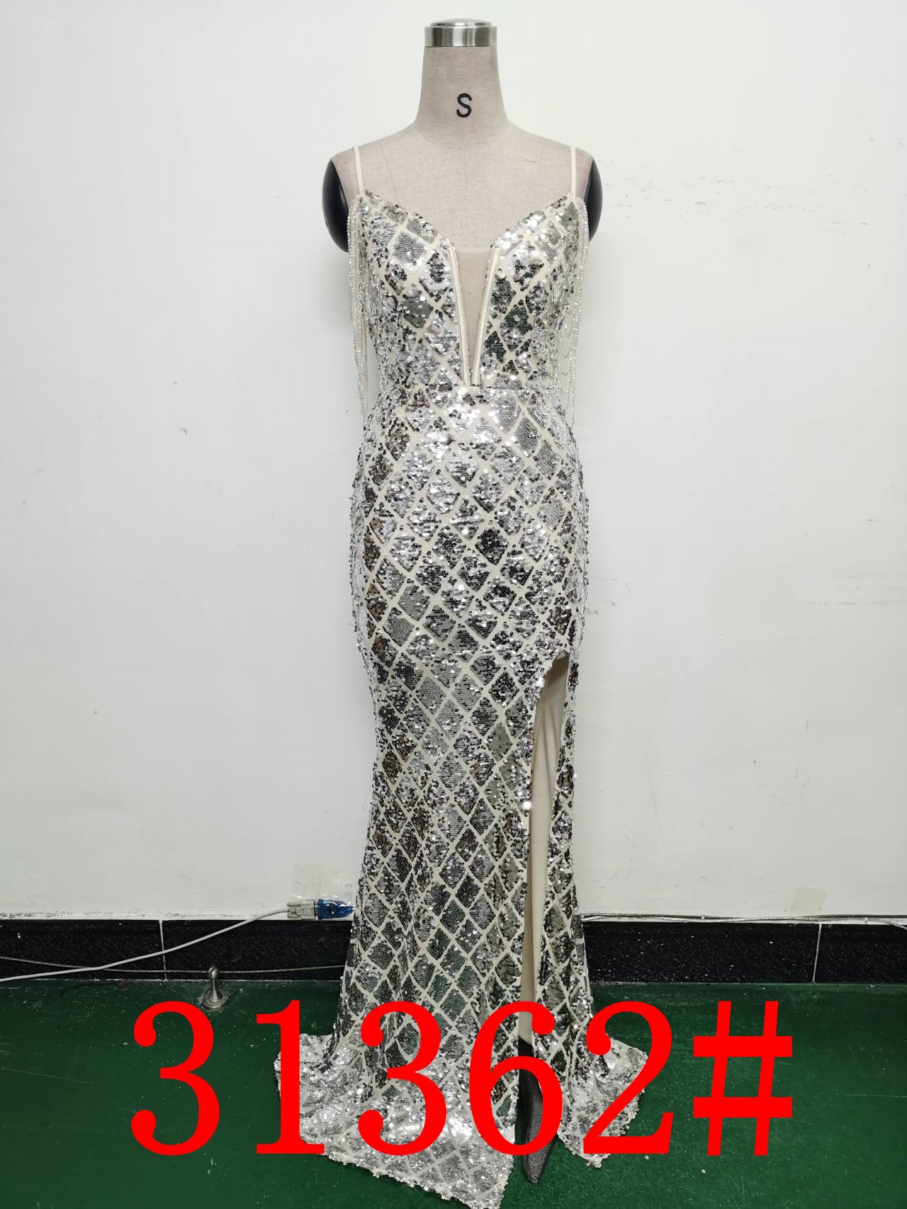 Women Herringbone Lace-Up Symphony Beaded Evening Dress 35