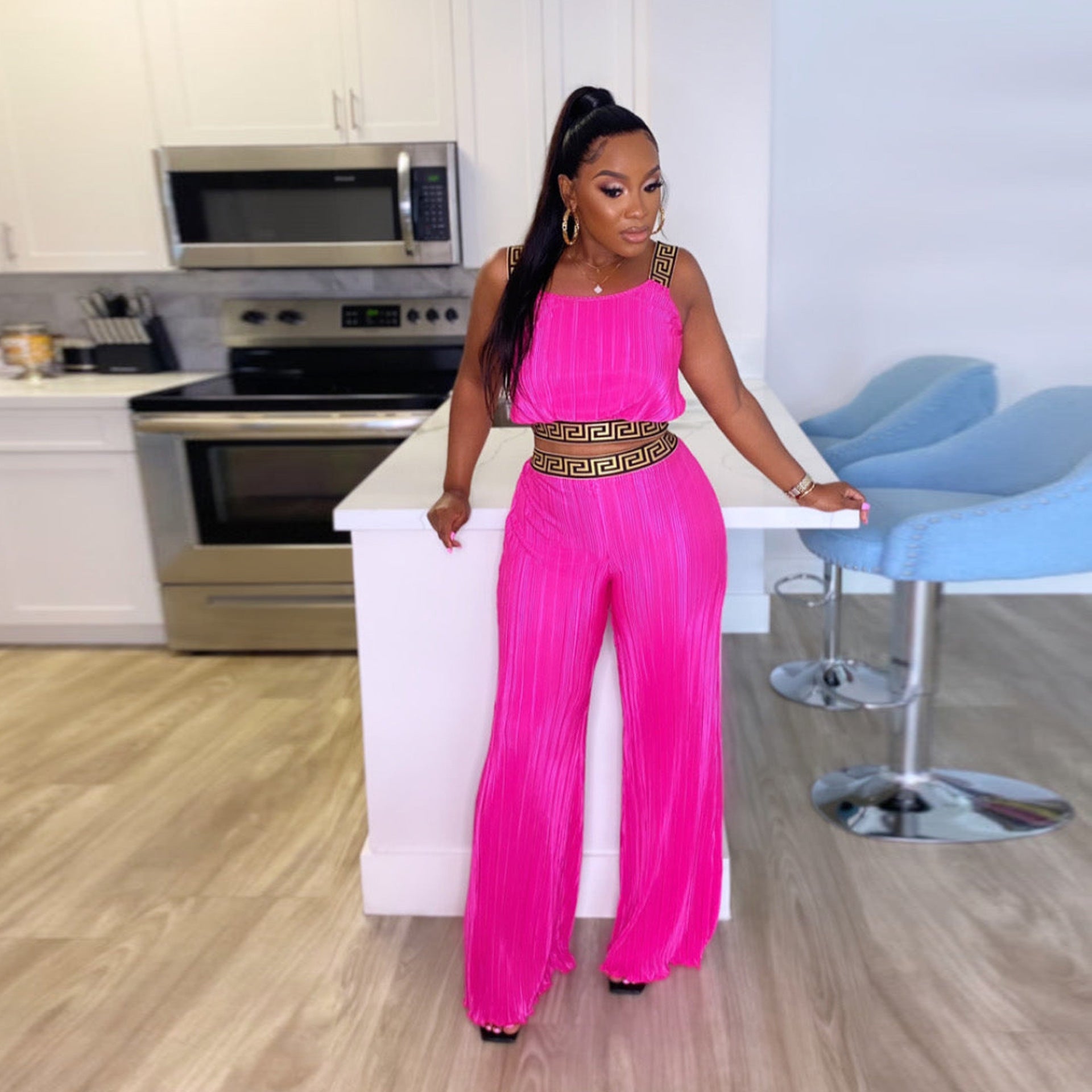 Womens Pleated Patchwork Webbing Crop Top and Solid High Waisted Wide Leg Two-Piece Set 7