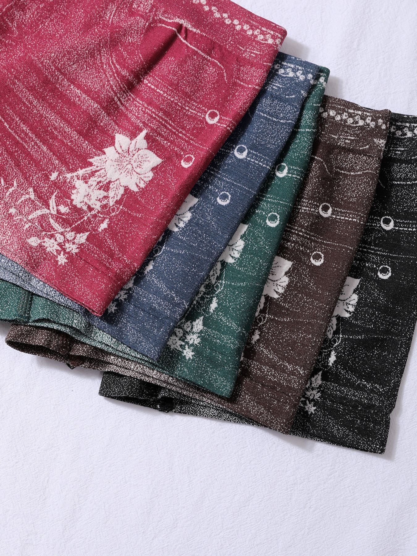 Seamless Simulated Denim Pattern Print Outdoor Wear High Stretch Mid-Rise Women's Square Leg Shorts 14