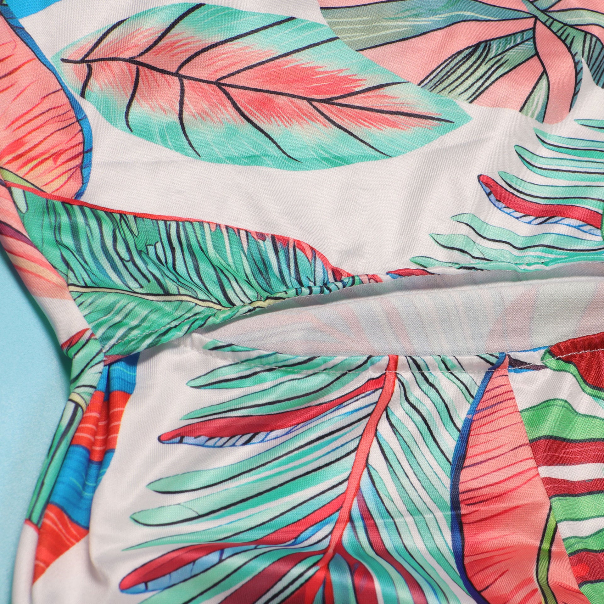 Women Sexy Printed Sleeveless Cutout Round Neck Bodycon Dress 19