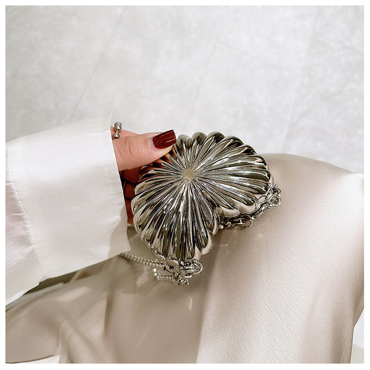 Mini Metal Shell/Heart Shape Bag One Shoulder Crossbody Fashion Bag 31