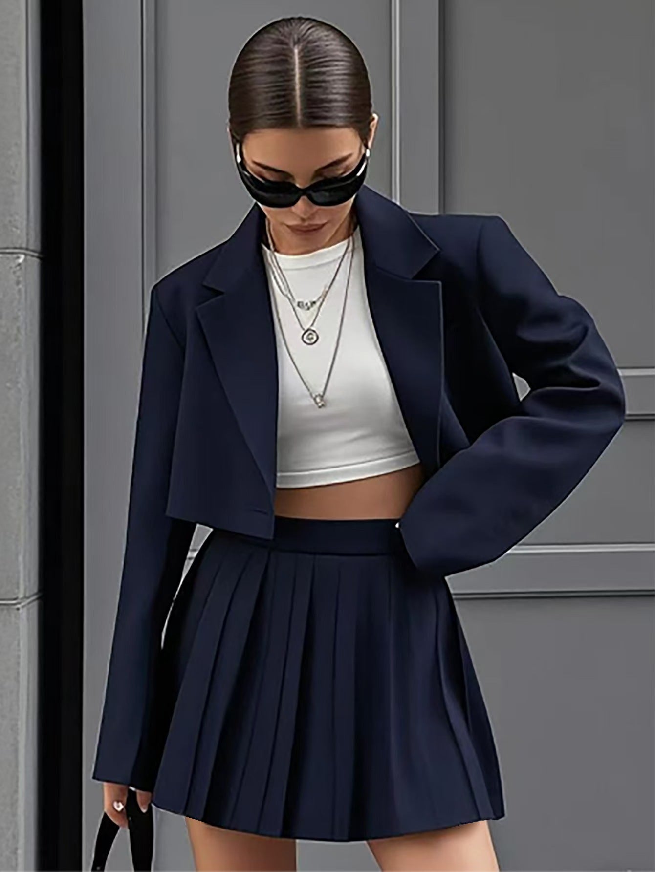 Spring and Summer Fashion Women's Short Blazer Pleated Skirt Set 12