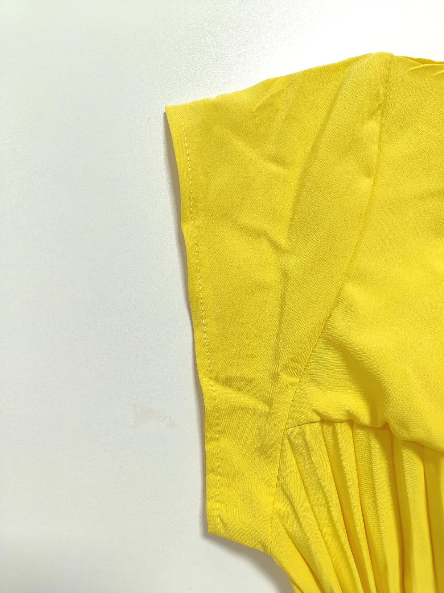 Autumn women's elegant fashion Round Neck sleeveless pleated long dress 30