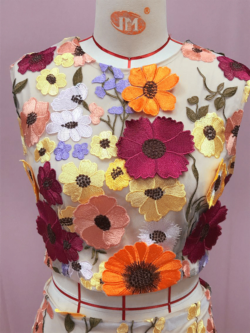 Spring Women's Embroidered Sleeveless Crop Top Bodycon Skirt Two-Piece Set 20