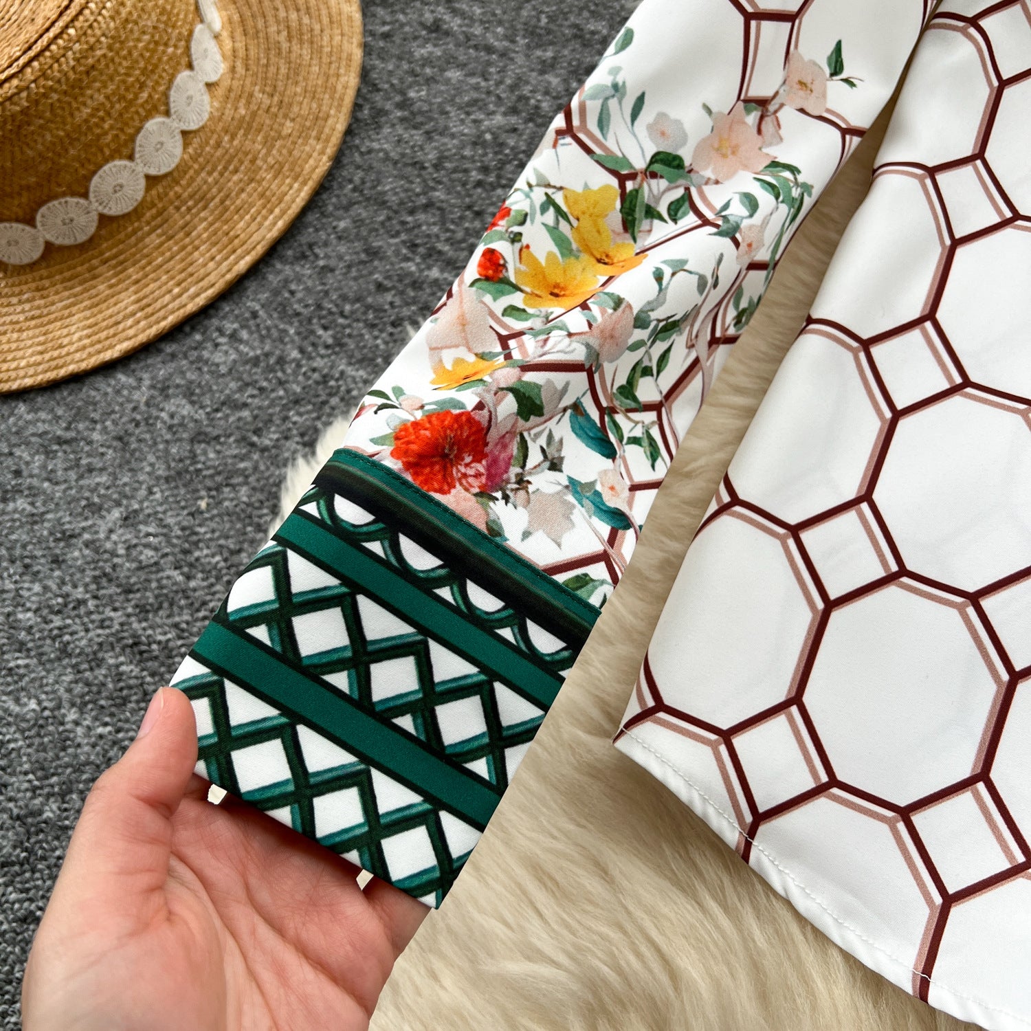 Fashion Women's Contrast Color Print Long Sleeved Shirt High Waist Pleated Skirt Two Piece Set 9