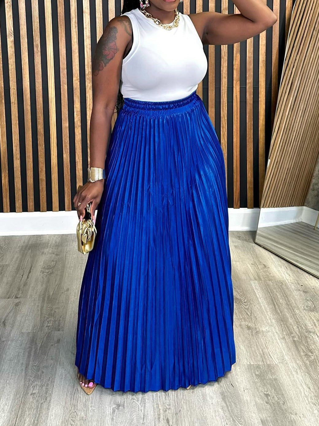 Loose Casual Plus Size Pleated Long Skirt 3