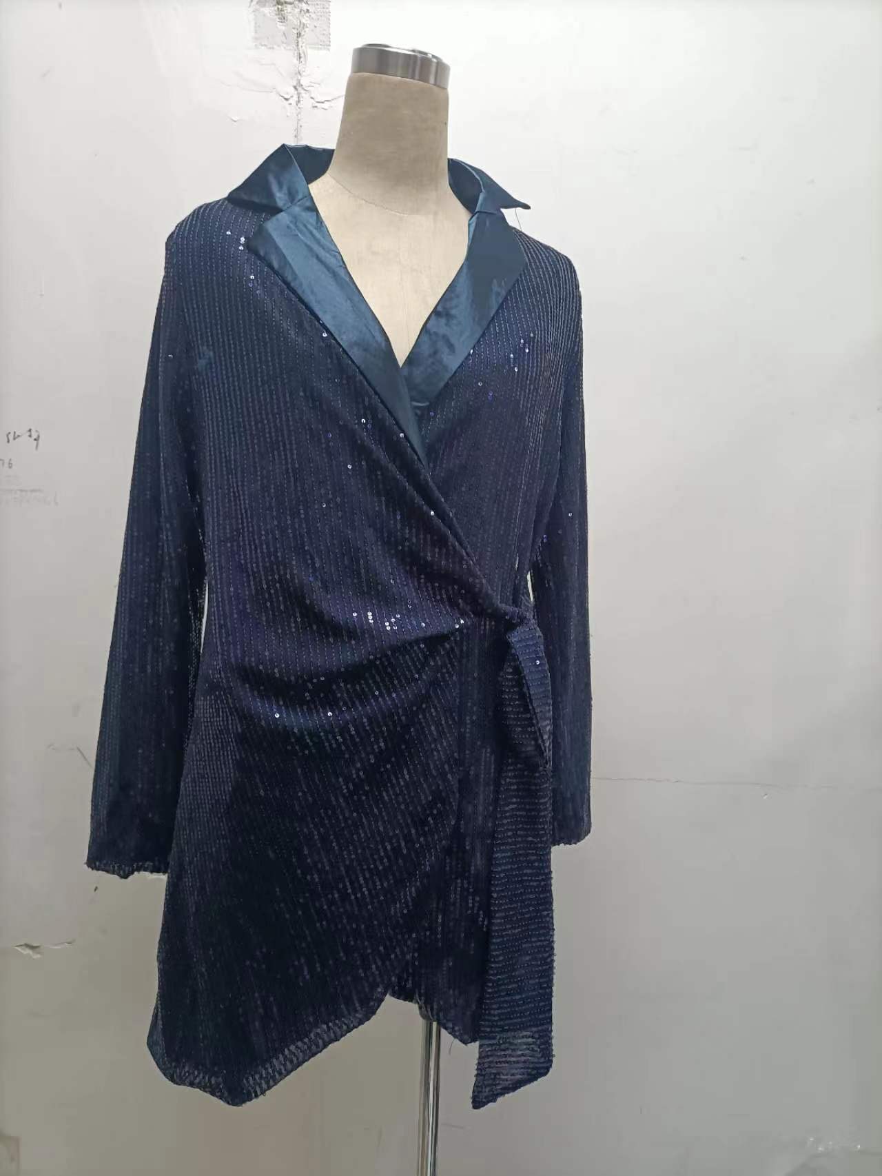 Women's Fashion Sexy Sequins Slim Waist Fashion Dress 20