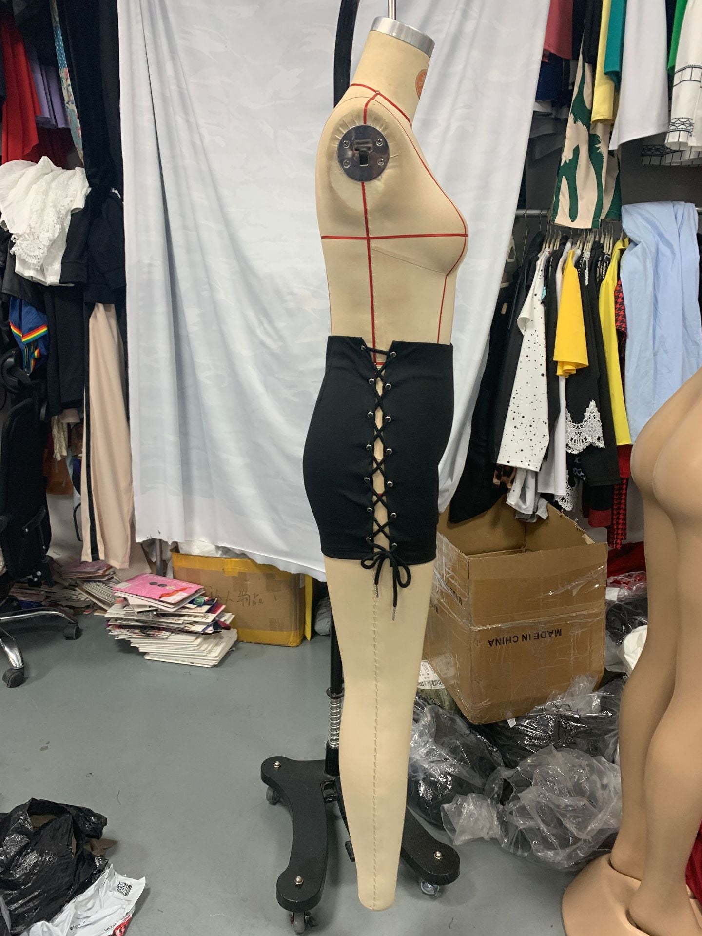 Mid-waist side lace-up fashion ladies shorts 8