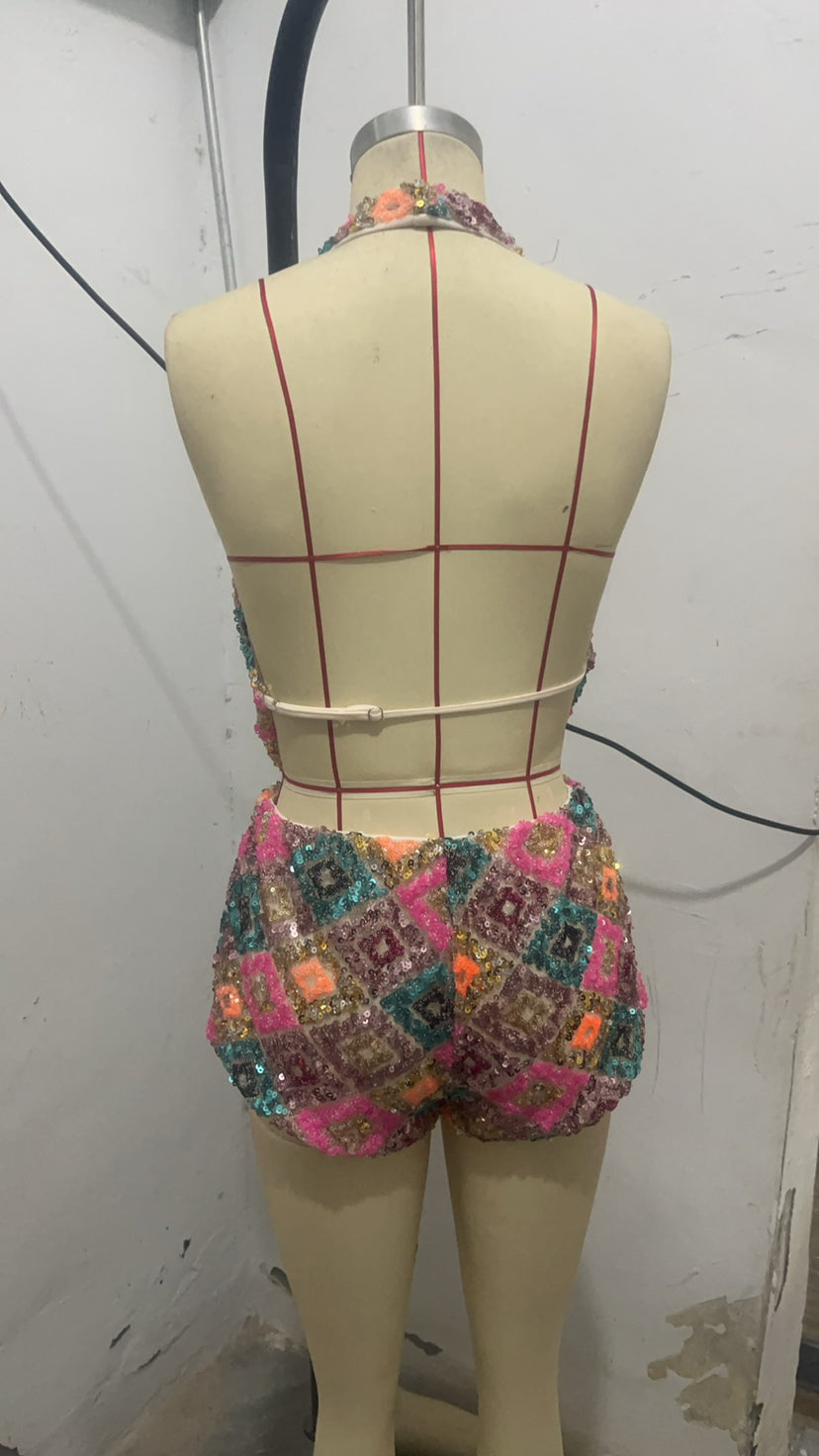 Trendy Fitted Sequin Shell Shorts Set 9