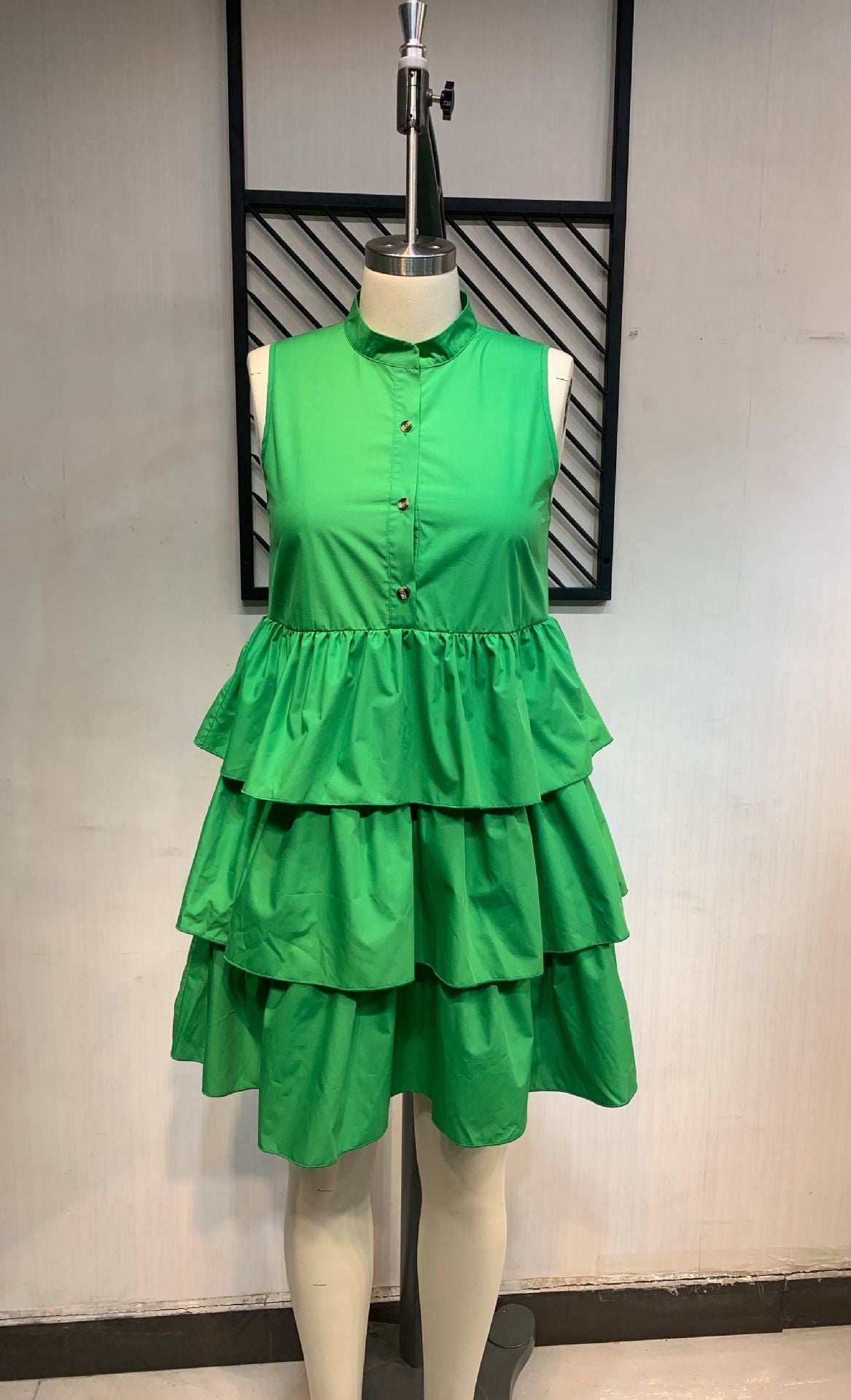 Plus Size Women Summer Solid Button Sleeveless Loose Layered Ruffles Dress 10