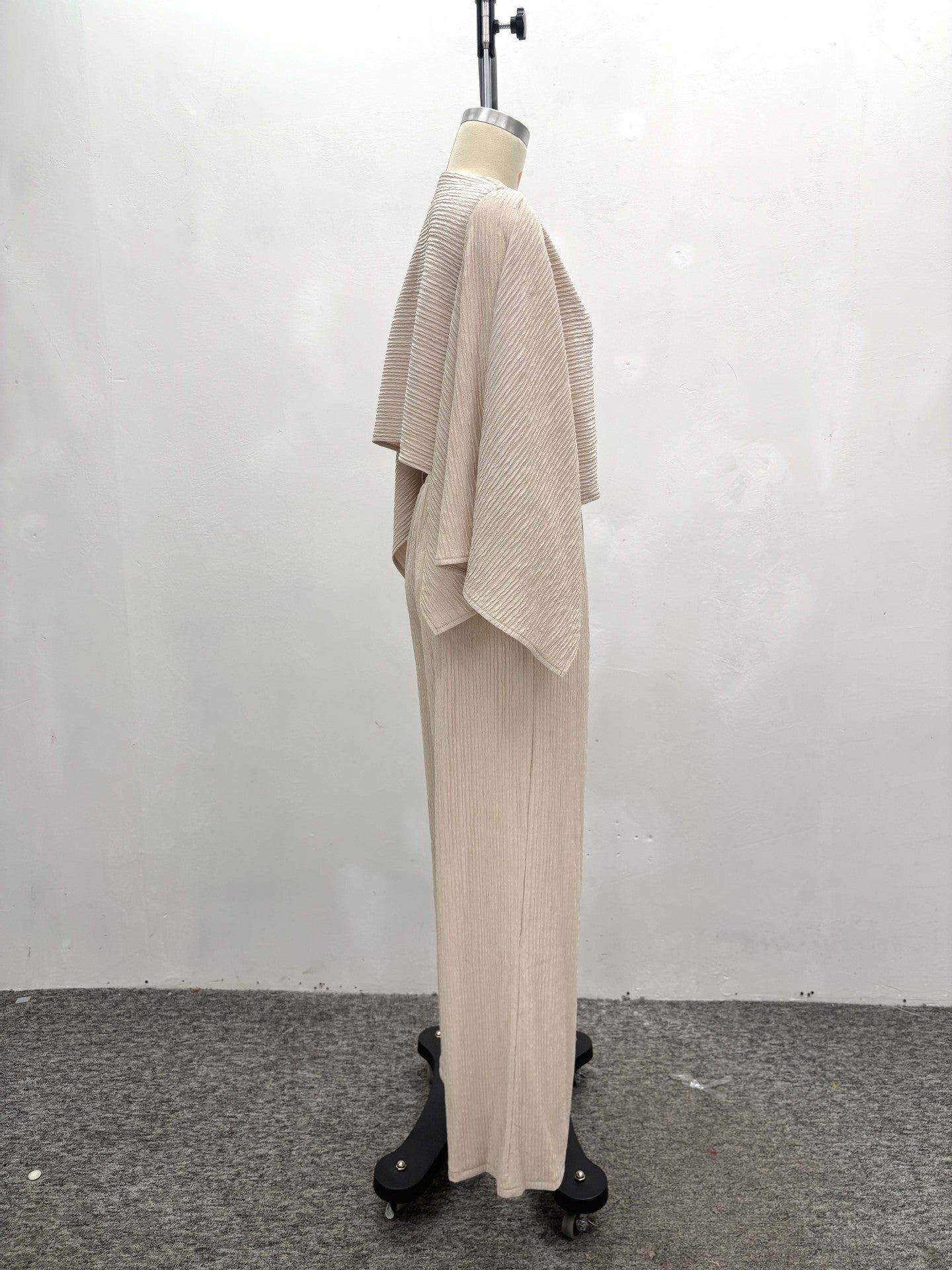 Women's Pleated Slash Shoulder Top and Pants Africa Chic Set 10