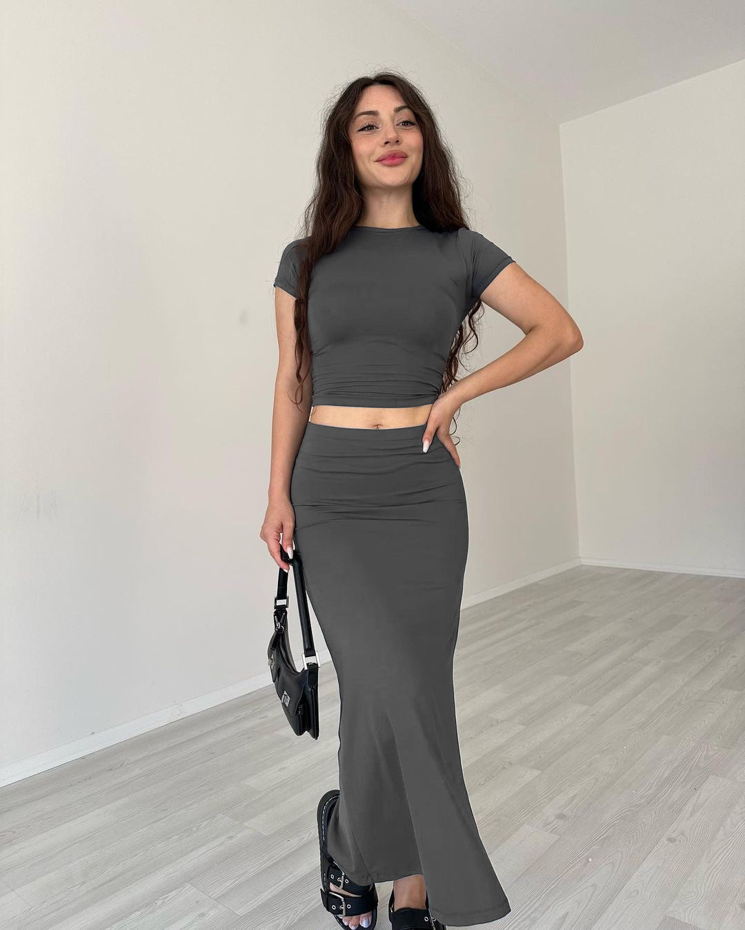 Summer Women's Fashion Casual Solid Color Round Neck Short Sleeve Top Long Skirt Set 3