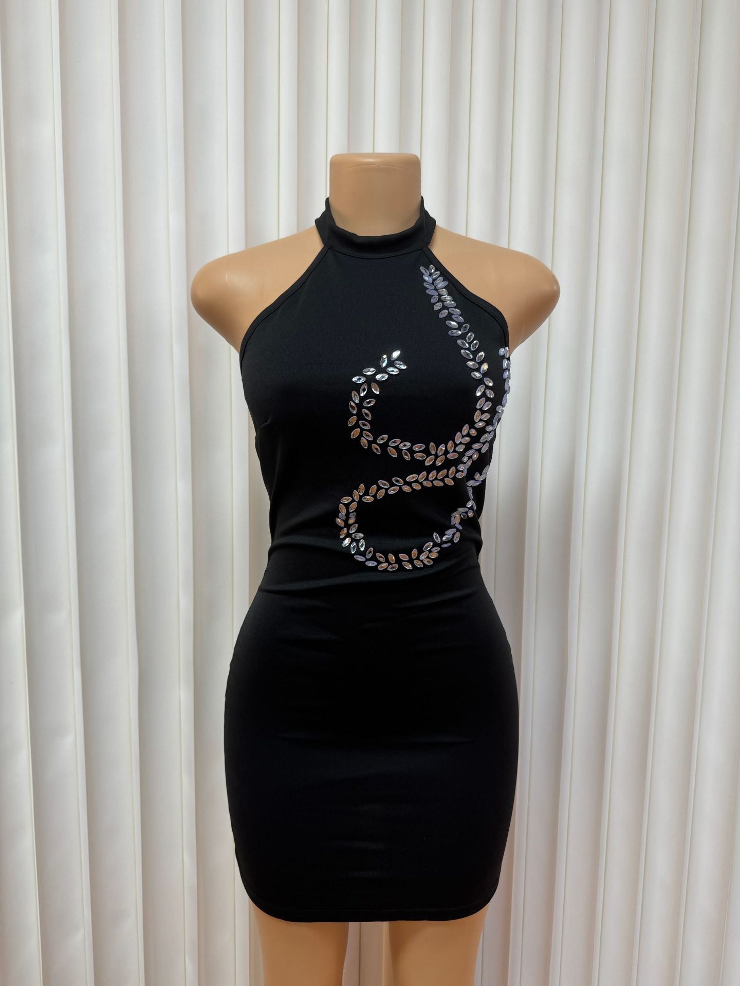 Solid color Halter Neck diamond Low Back Bodycon evening dress for women