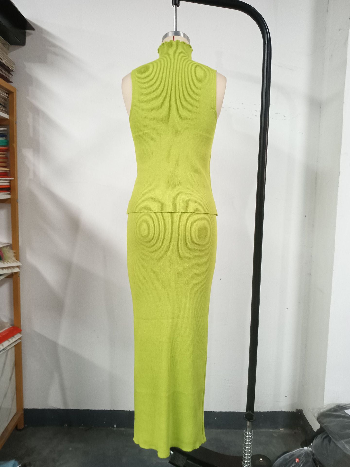 Women's Elegant Sleeveless High-Collar Knitting Vest & Bodycon Long Skirt Two Piece Set 8
