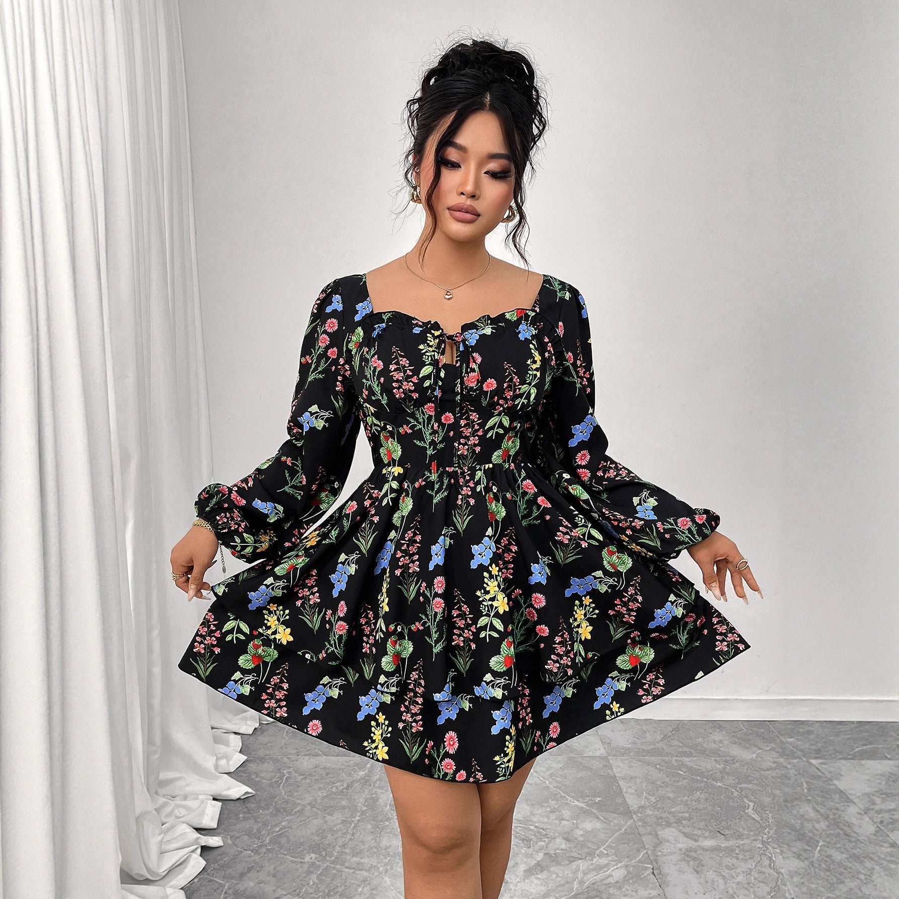 Women Printed Cascading Ruffles Square Neck Backless Sexy Puff Sleeve Dress 4