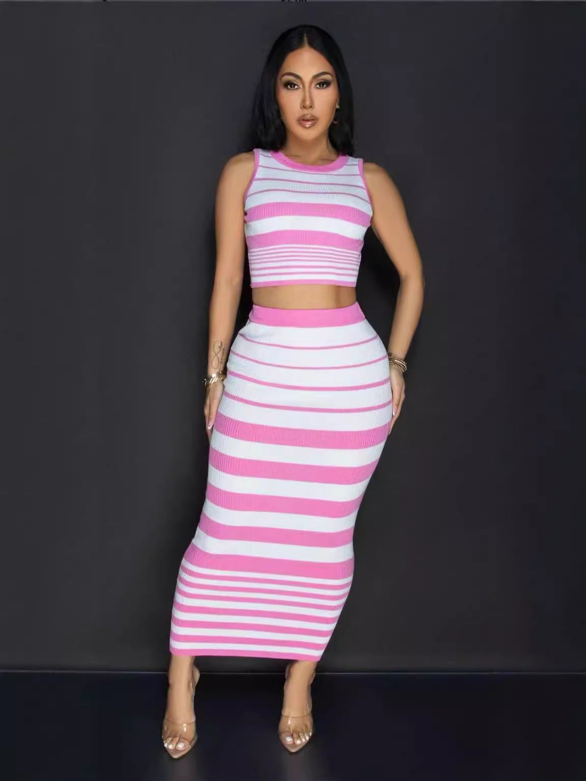 Women autumn black and white striped knitting Tank Top and Skirt Two-piece set 5
