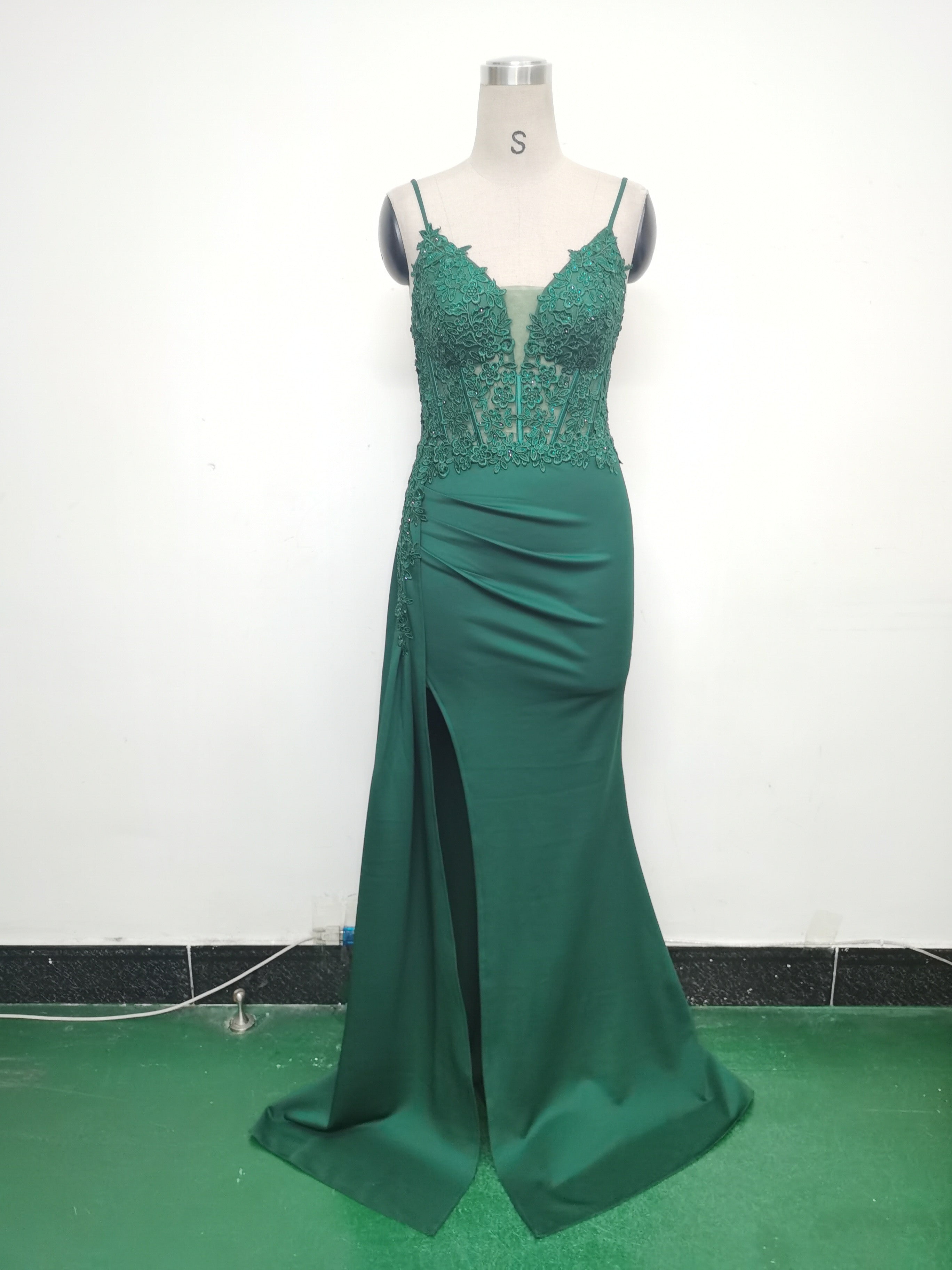 Women Beaded Flowered Fishbone Evening Dress 30