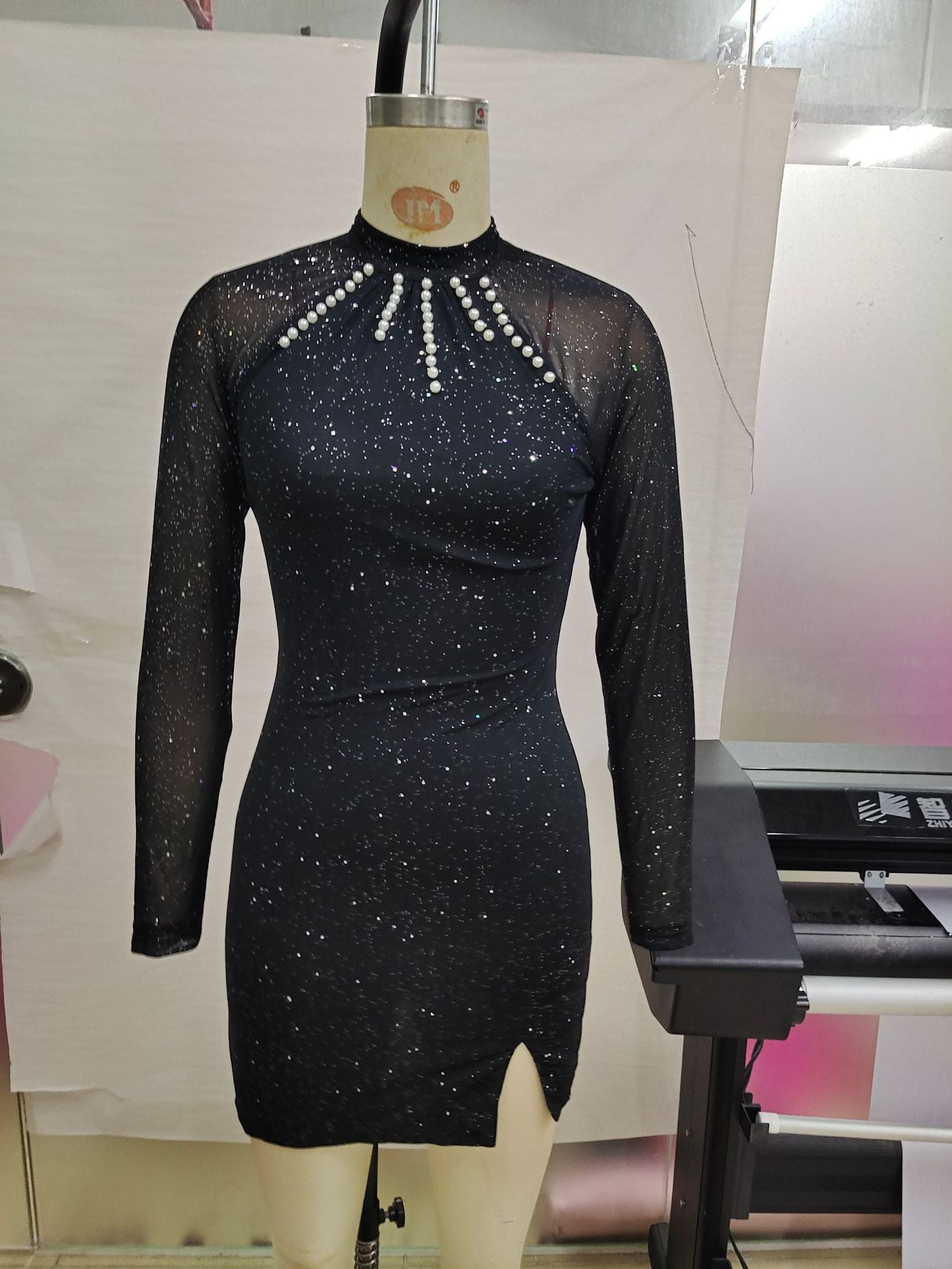 Sexy Fashion Pearl Glitter Tight Fitting Mesh Dress 5