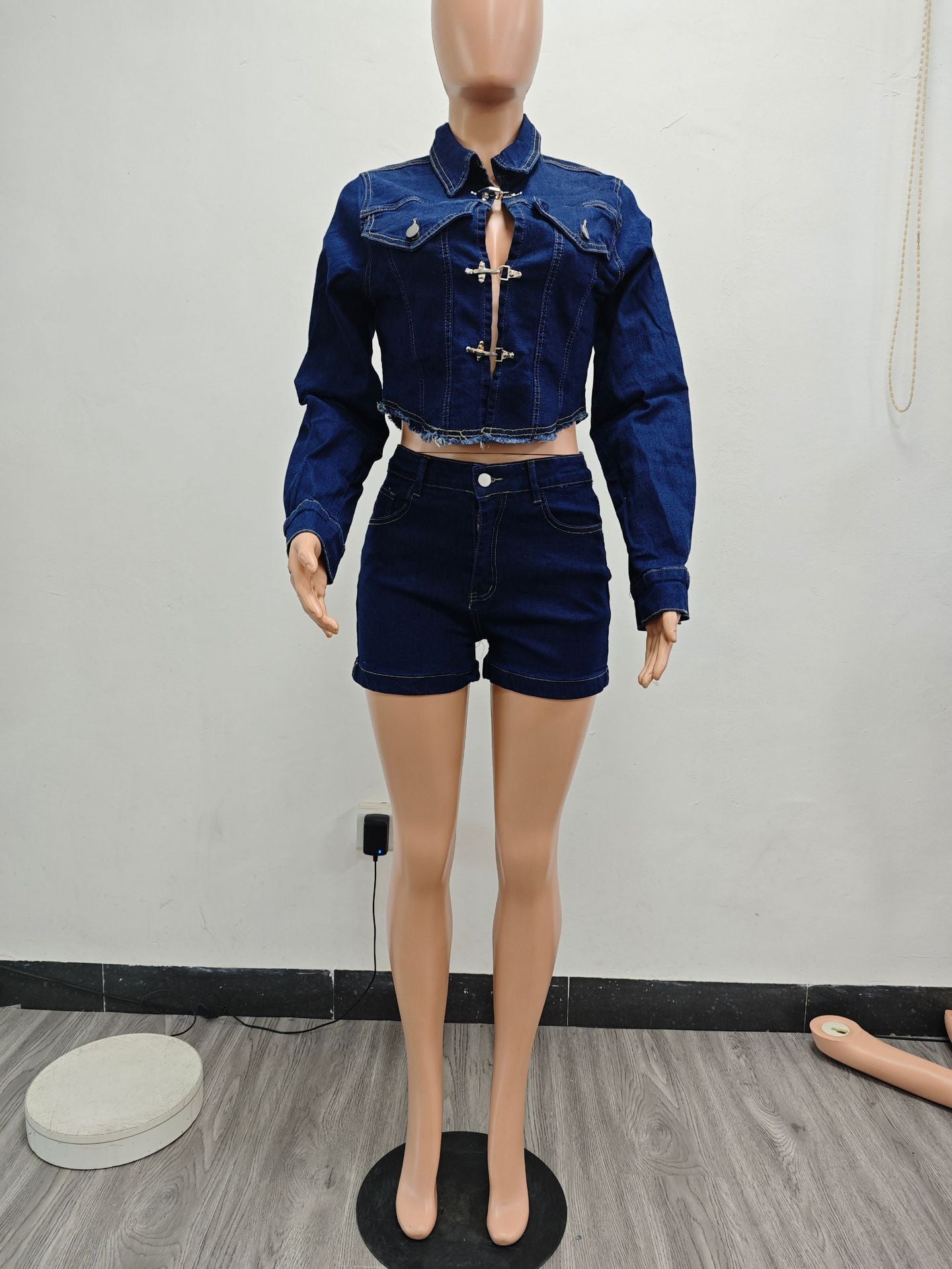 Women casual stretchy denim shorts long sleeve top two-piece set 7