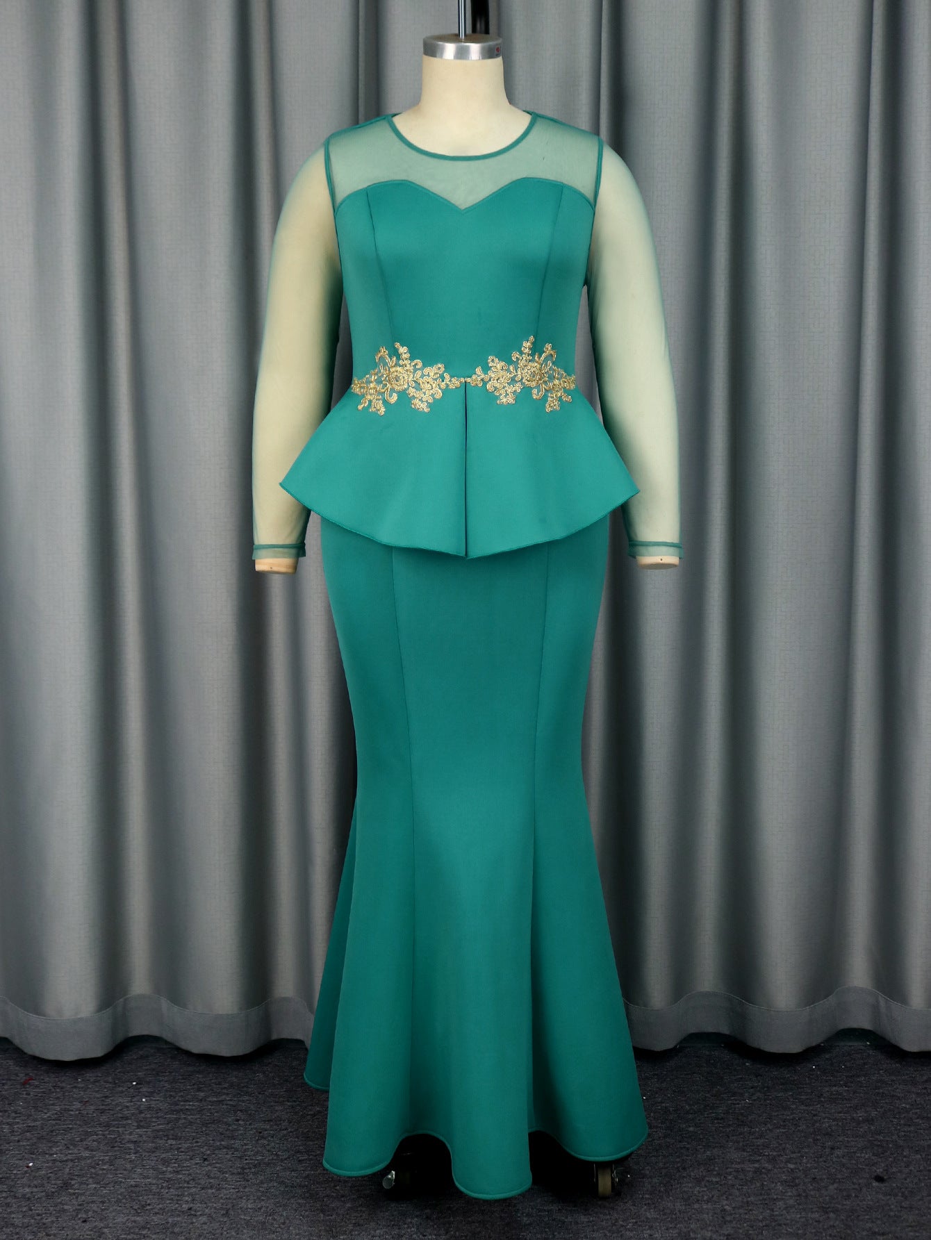 Plus Size Elegant Mesh Ruffle Fishtail Slim Waist Party Dress 3