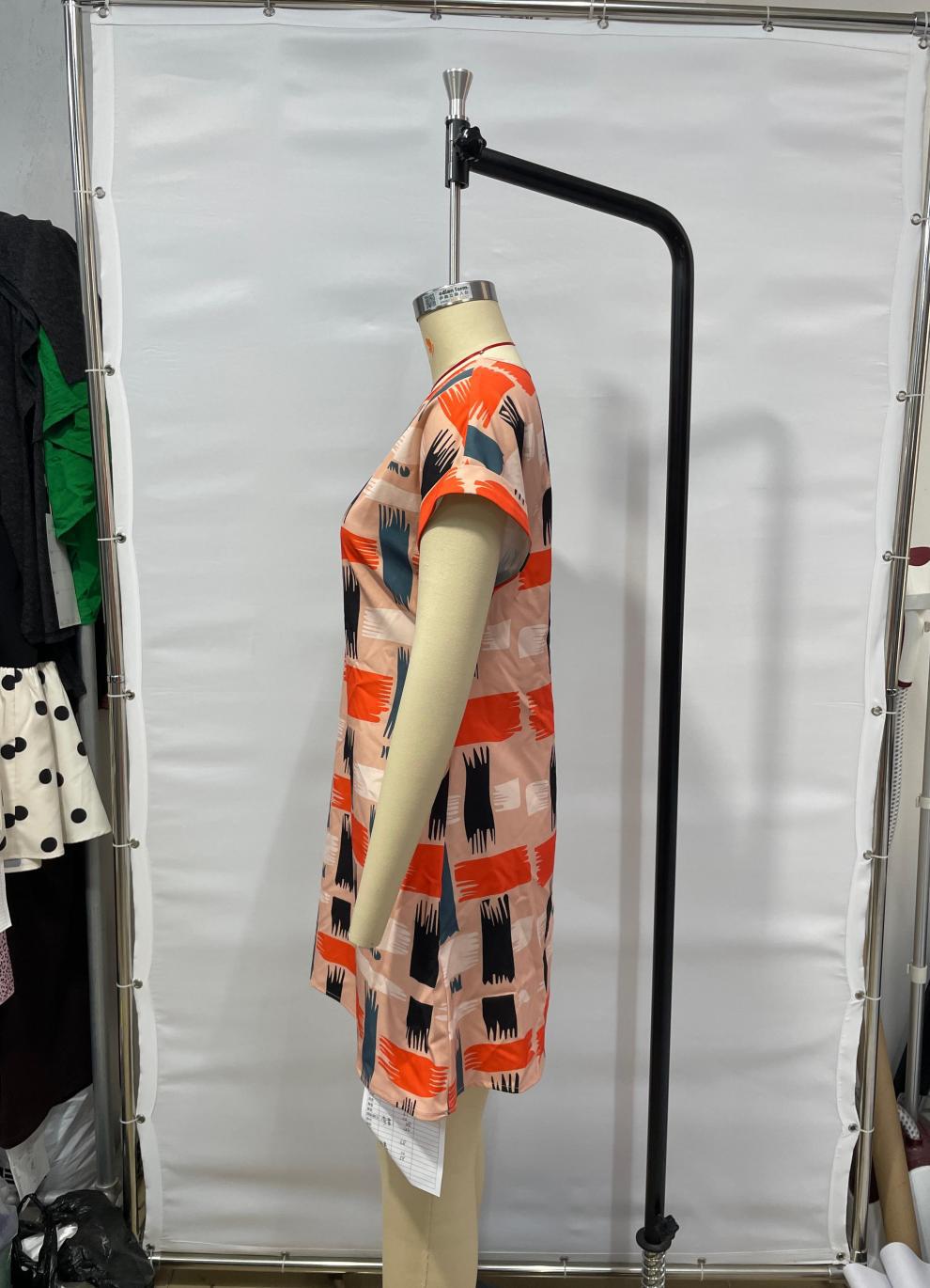 Women Summer Short-sleeved Printed Bat Sleeves Round Neck Dress 9