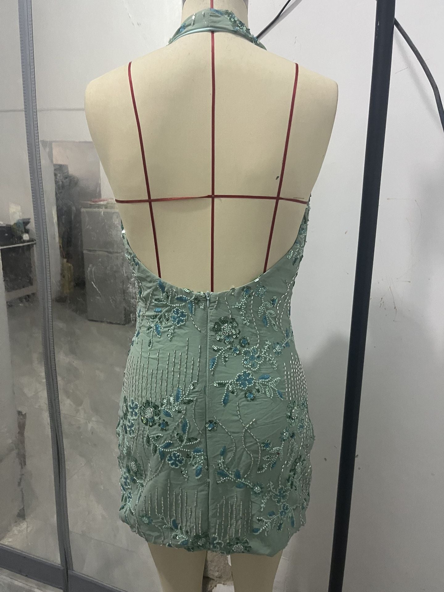 Halter Neck Low Back Sexy Sequin V-neck Strap Sexy Bodycon Dress 8