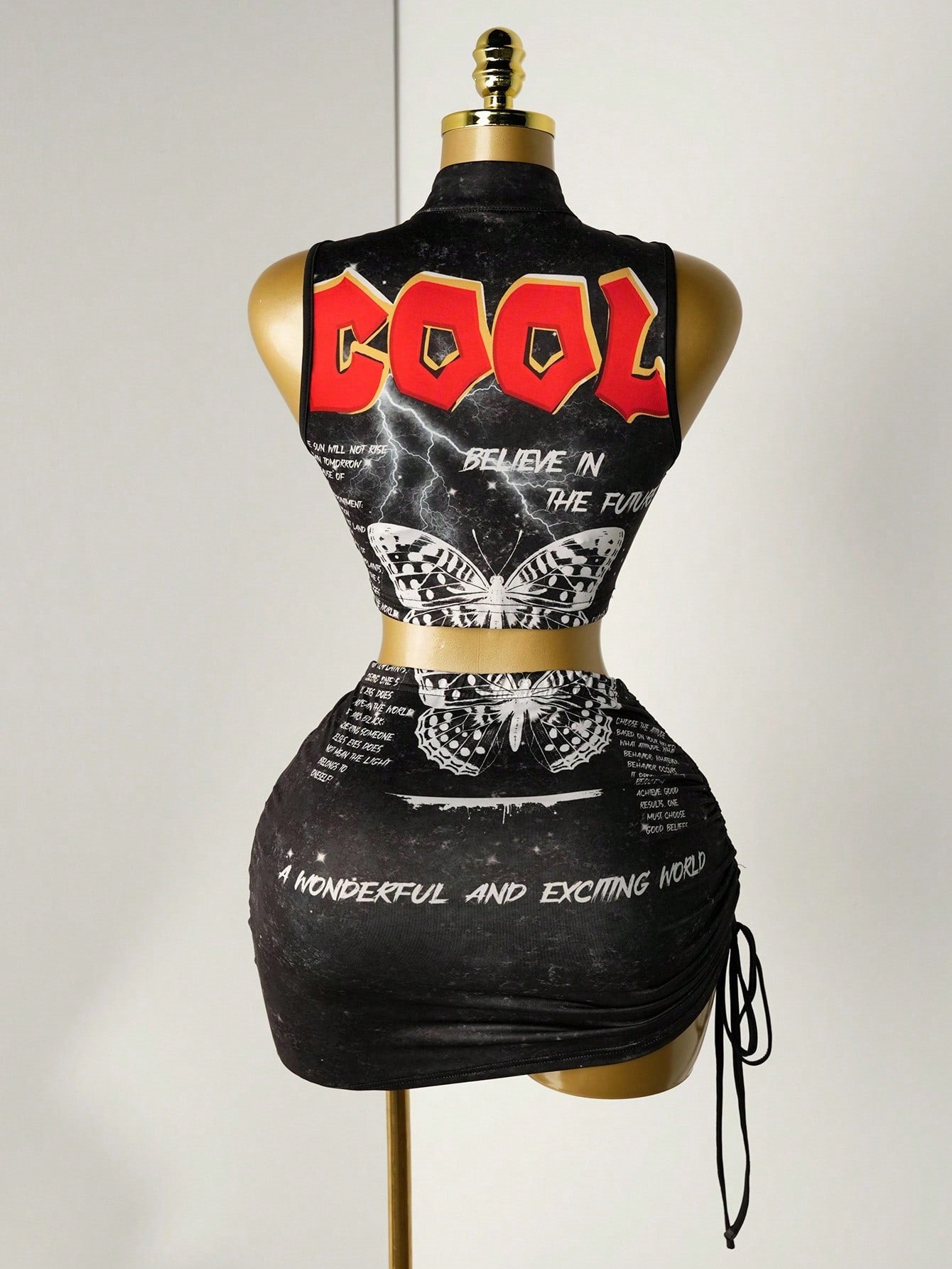 Women's Summer Halter Neck Lace-Up Printed Shorts Set 3