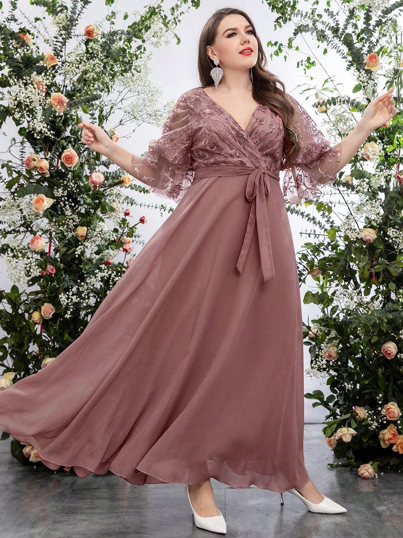 Plus Size Women's V-Neck Mesh Embroidered Patchwork Solid Color Chiffon Waist Lace-Up Elegant Dress 4