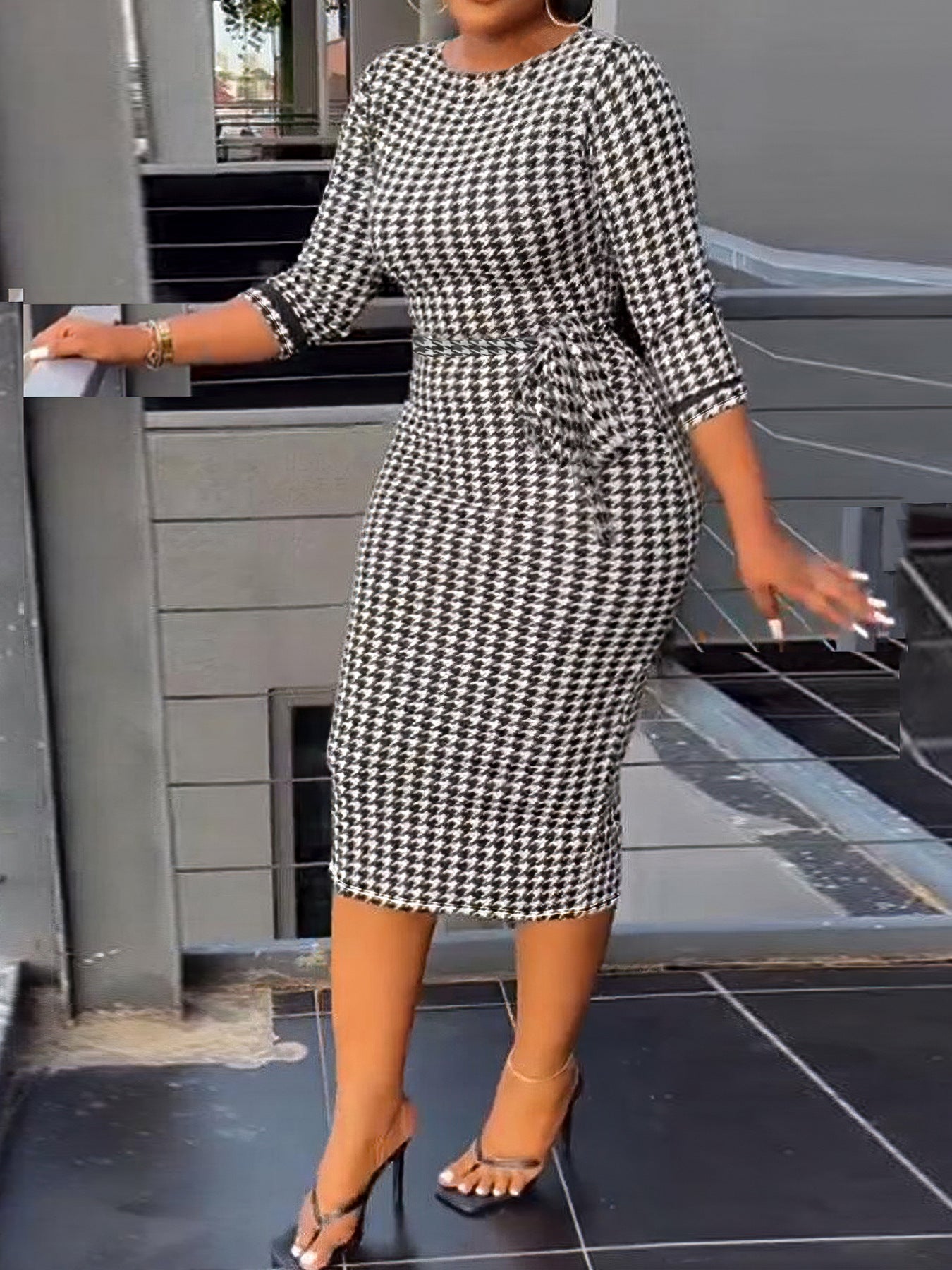 Women Sexy Printed Elastic Black and White Plaid Bodycon Dress 6