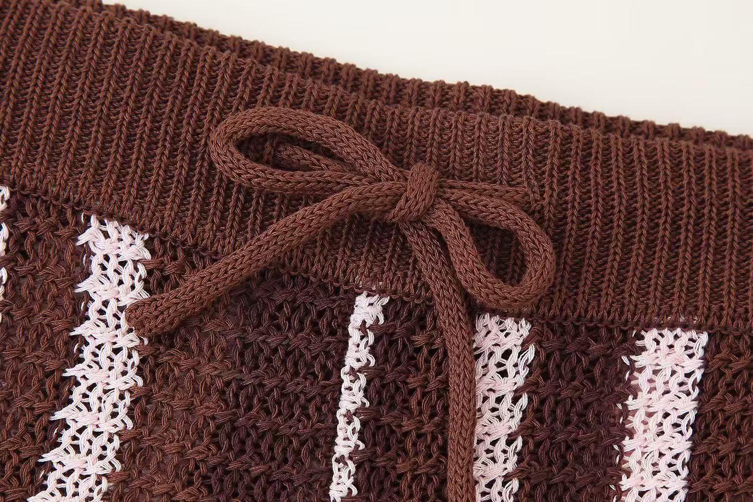 Fashion Striped Turndown Collar Short-Sleeve Top & Shorts Knit Set 21