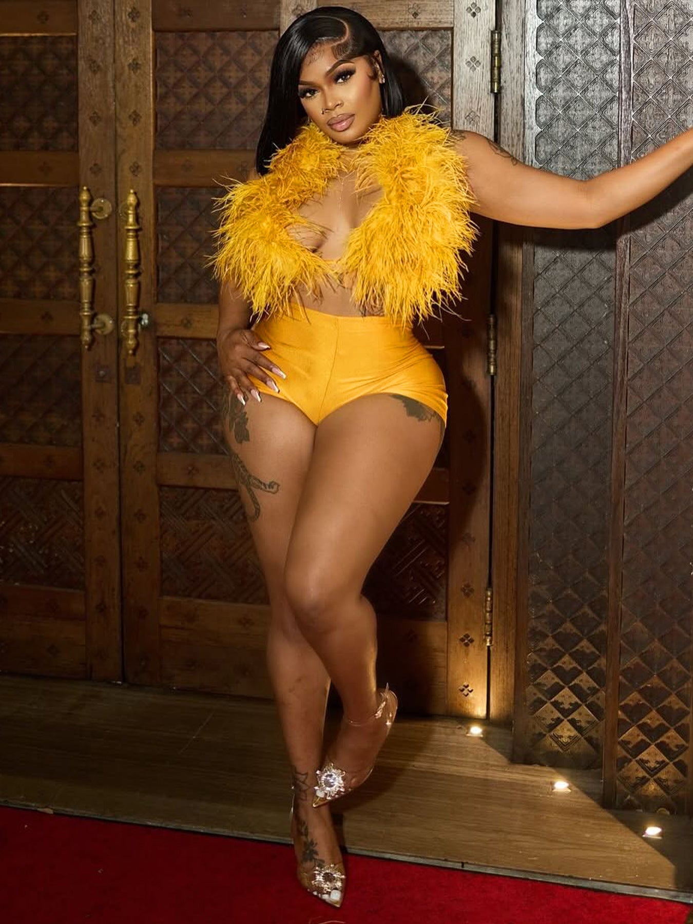 Women sexy nightclub Halter Neck Lace-Up Feather Top and Shorts two-piece set 4