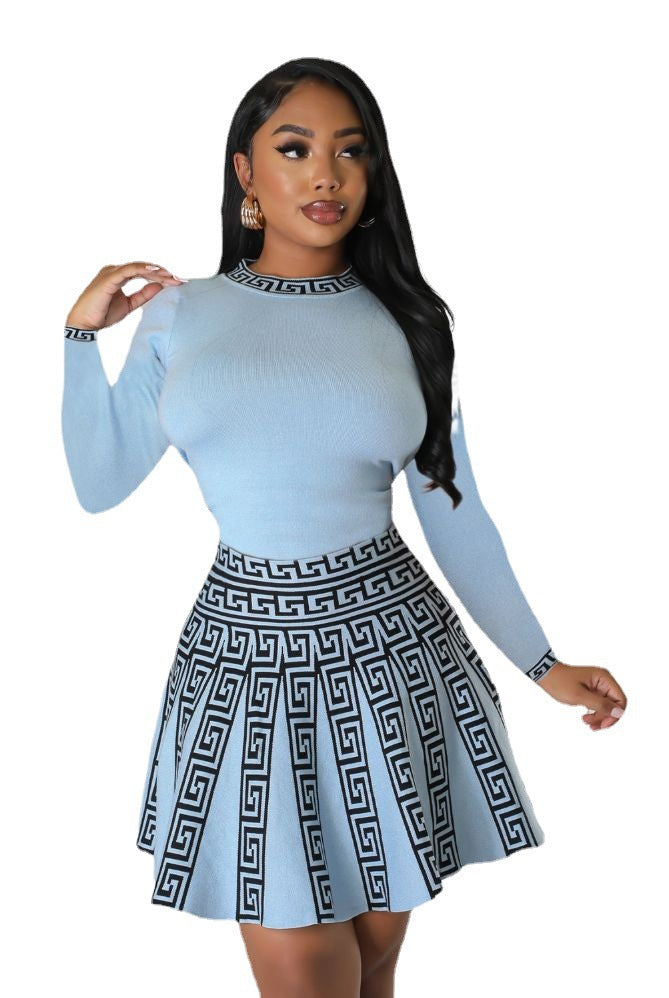 Fashionable Round Neck long-sleeved Knitting pleated dress for women 7